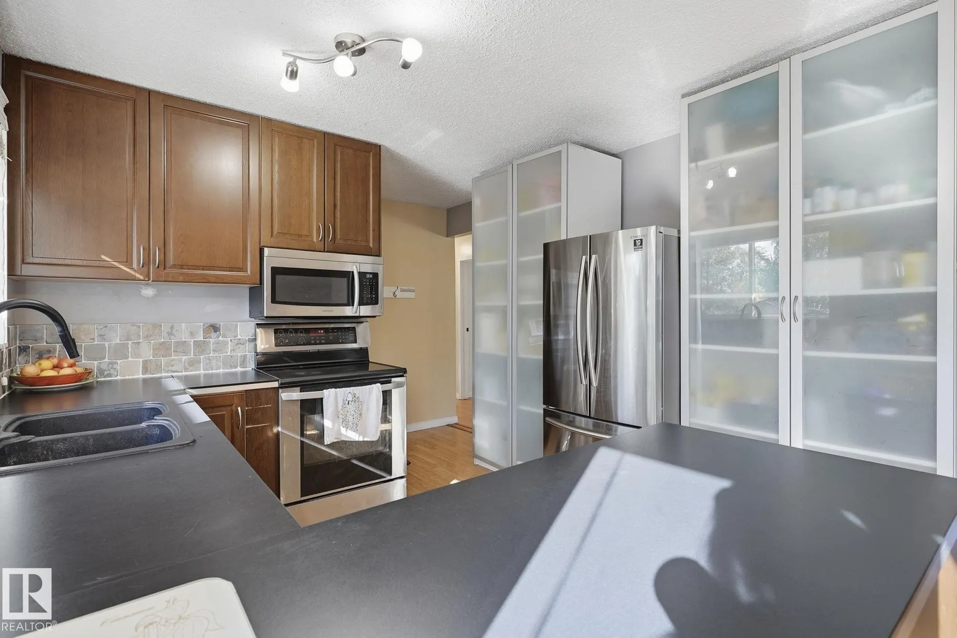 64 APACHE Crescent