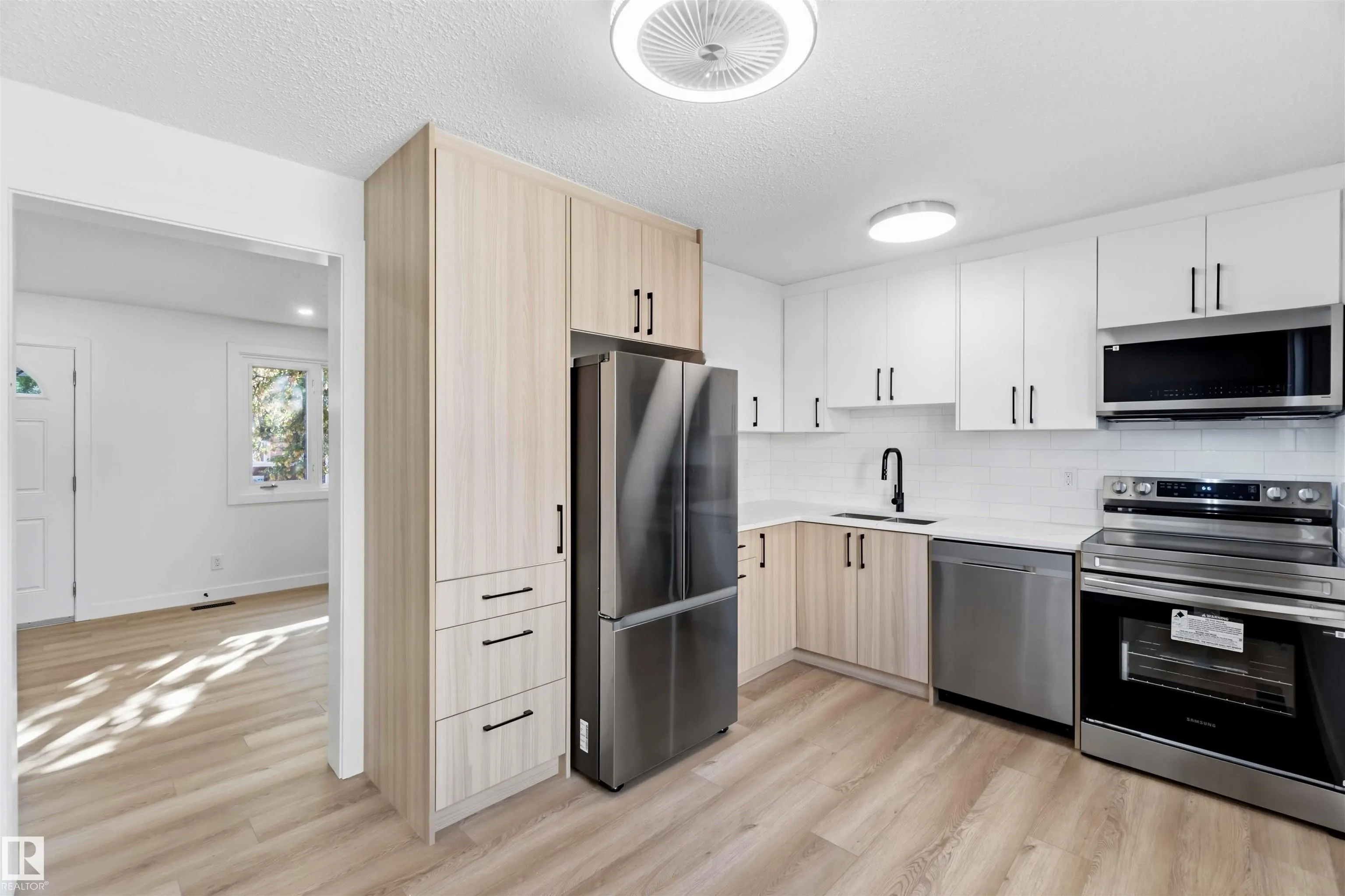 160 HABITAT Crescent