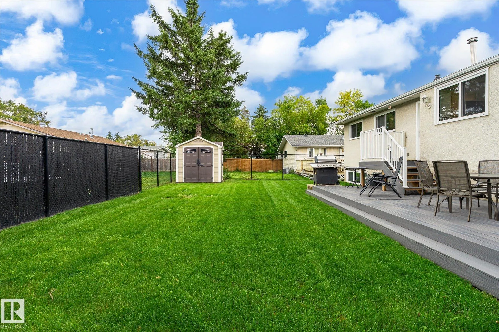 3 Akins Drive