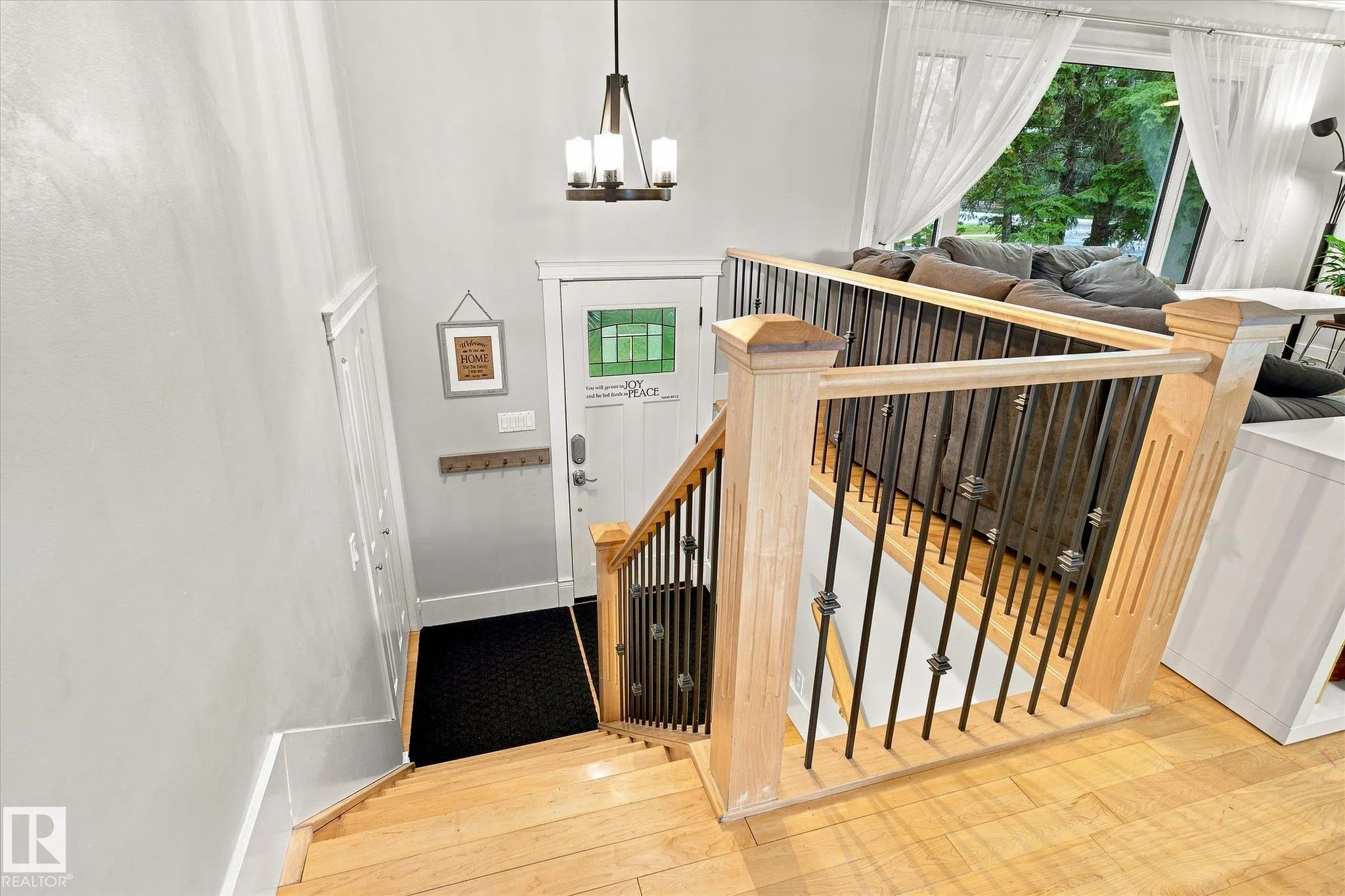 3 Akins Drive
