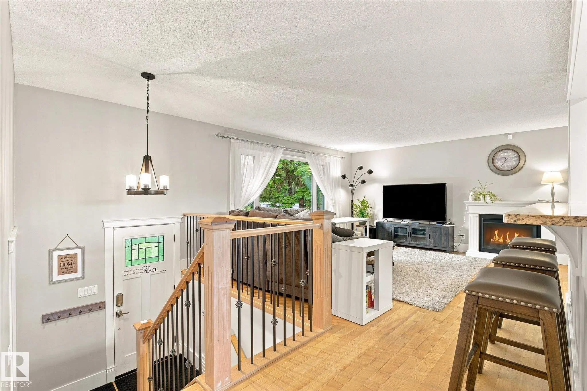 3 Akins Drive