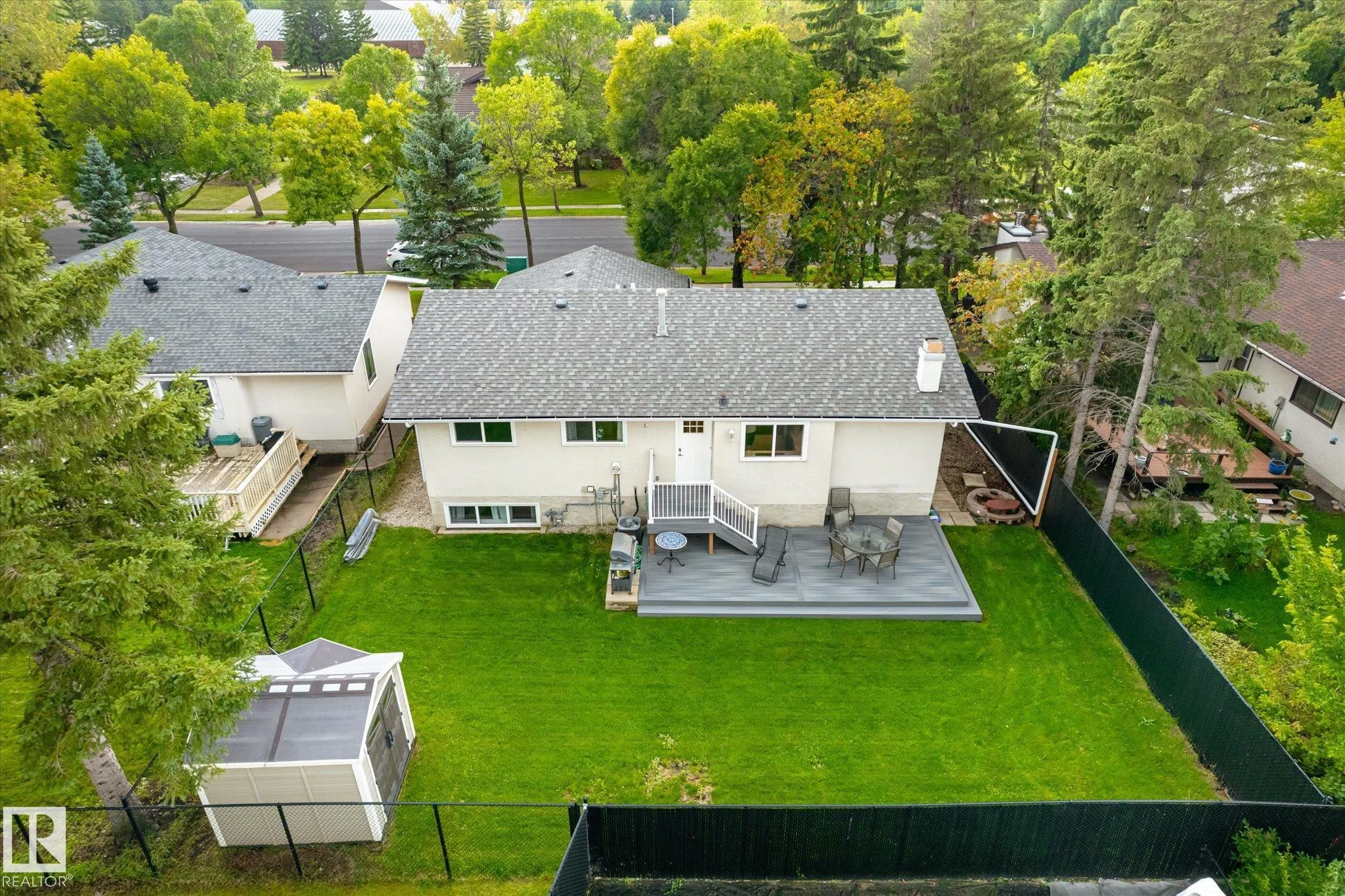 3 Akins Drive