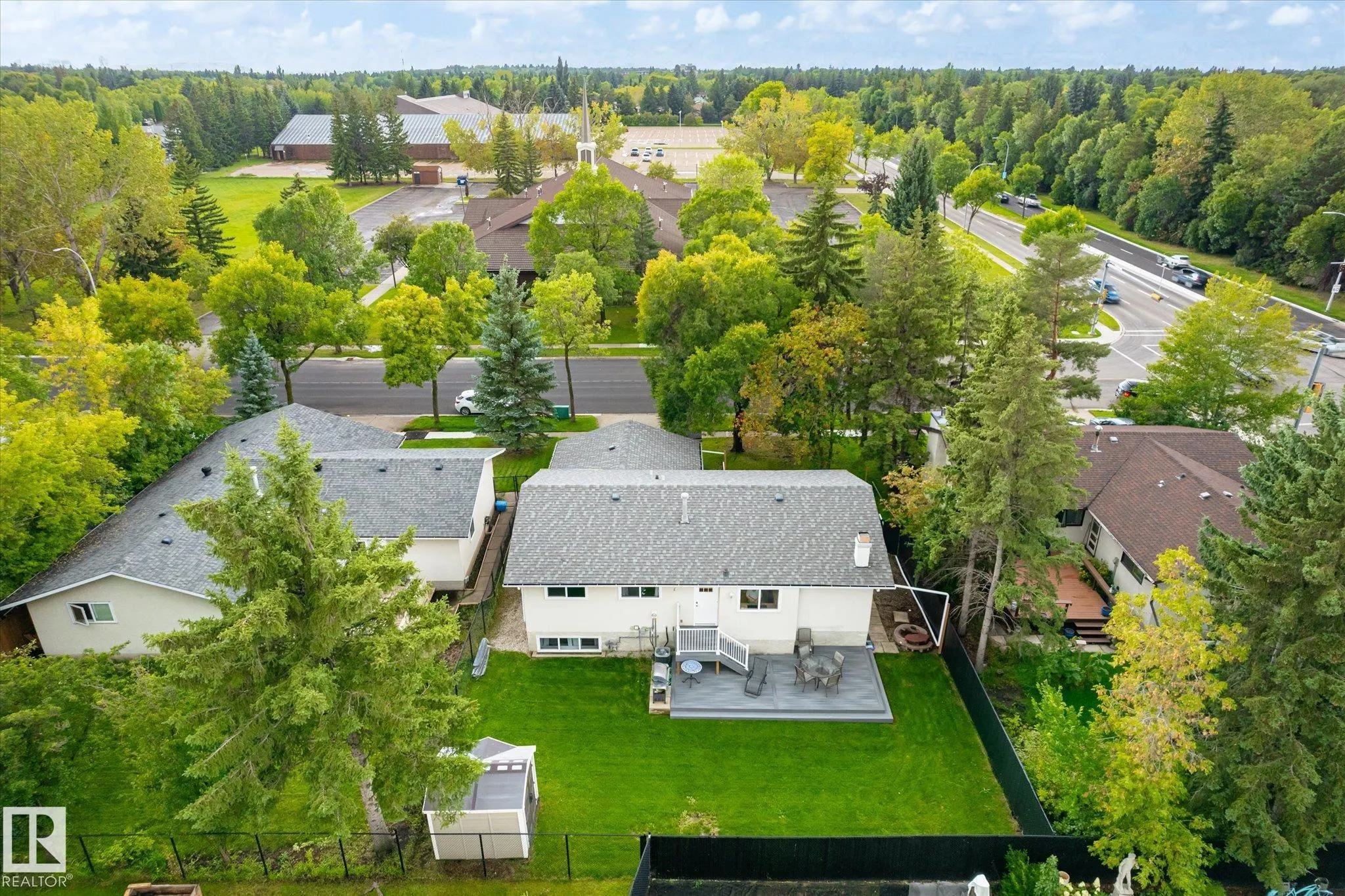 3 Akins Drive