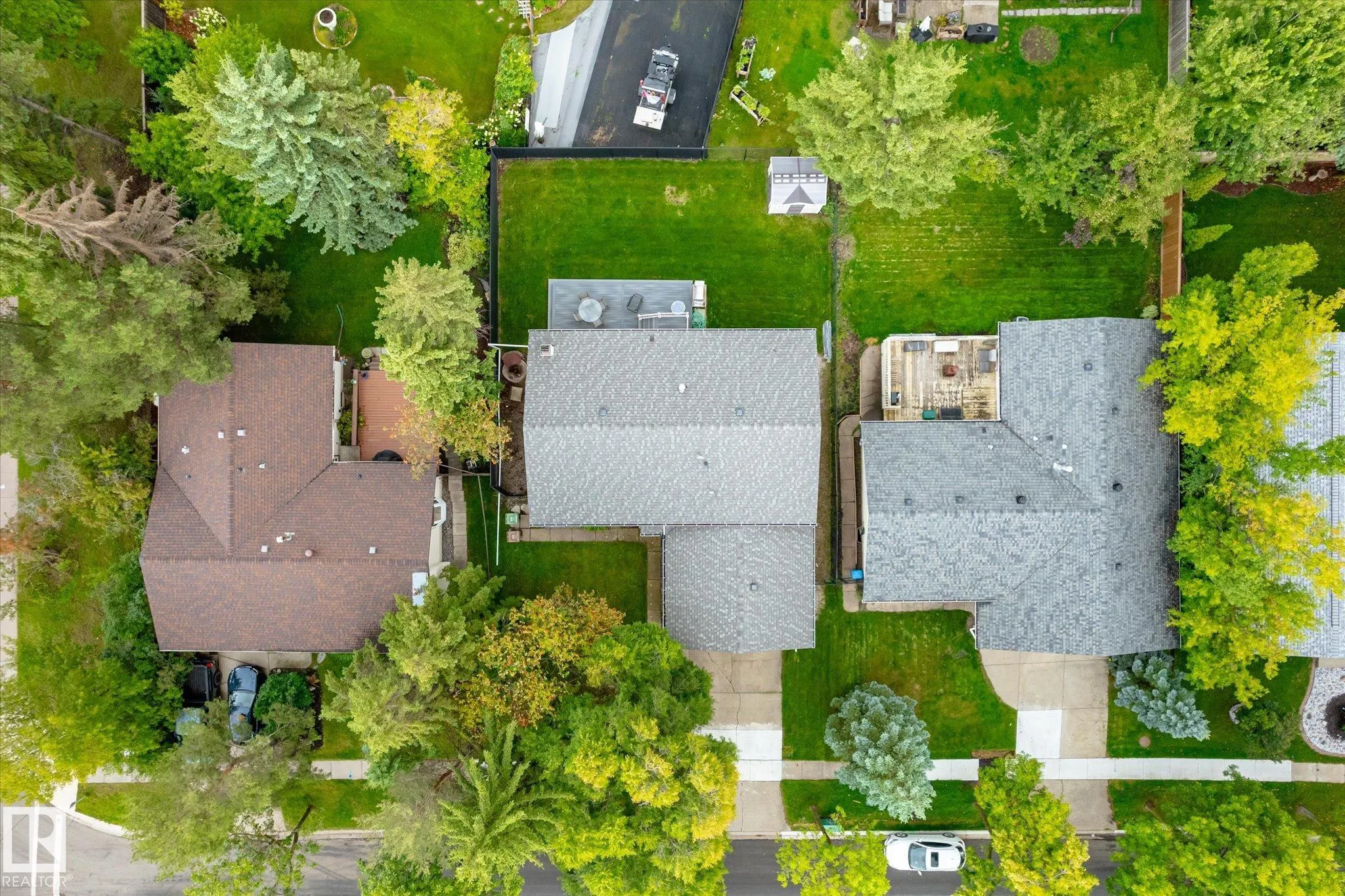 3 Akins Drive