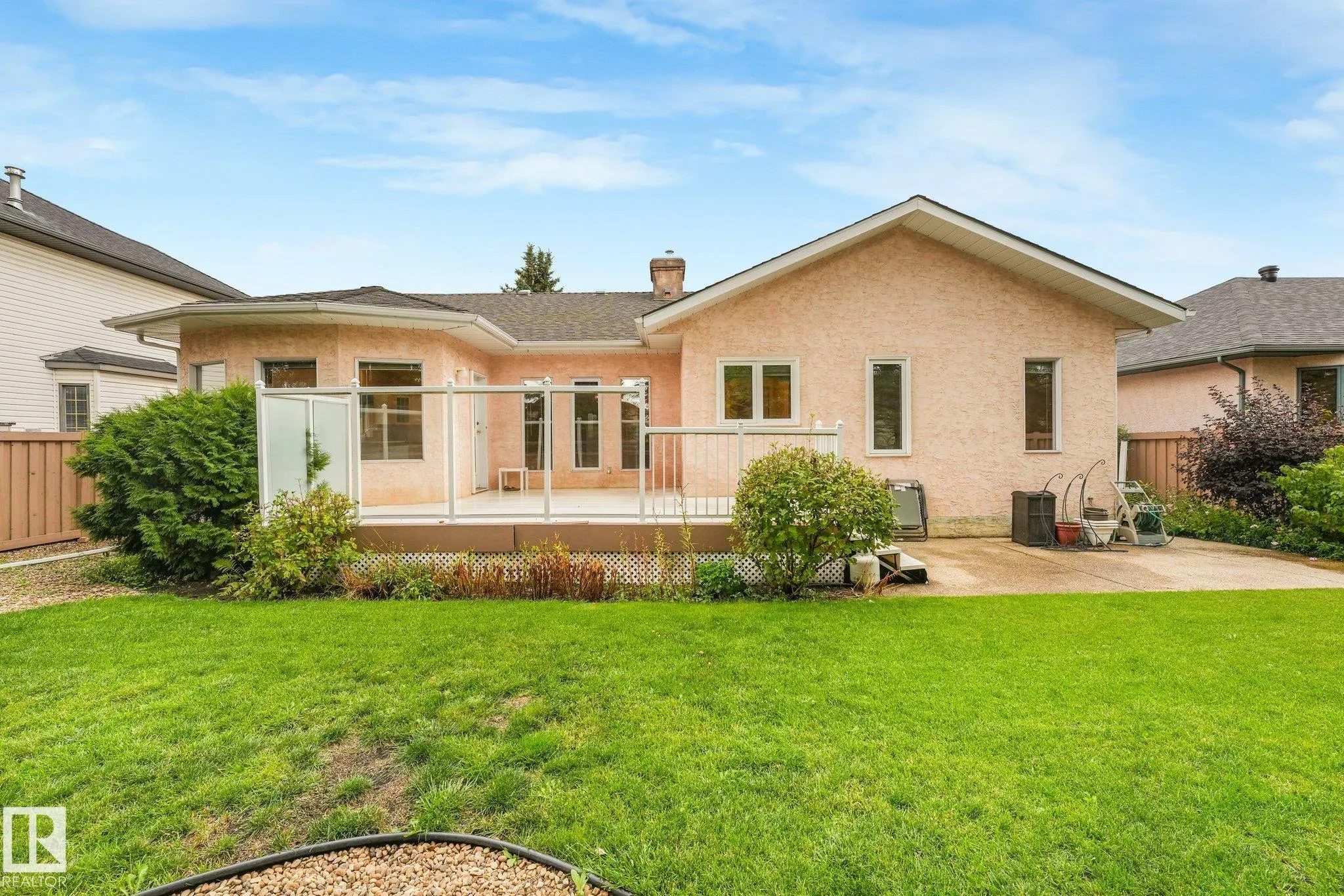 61 ESTATE Crescent