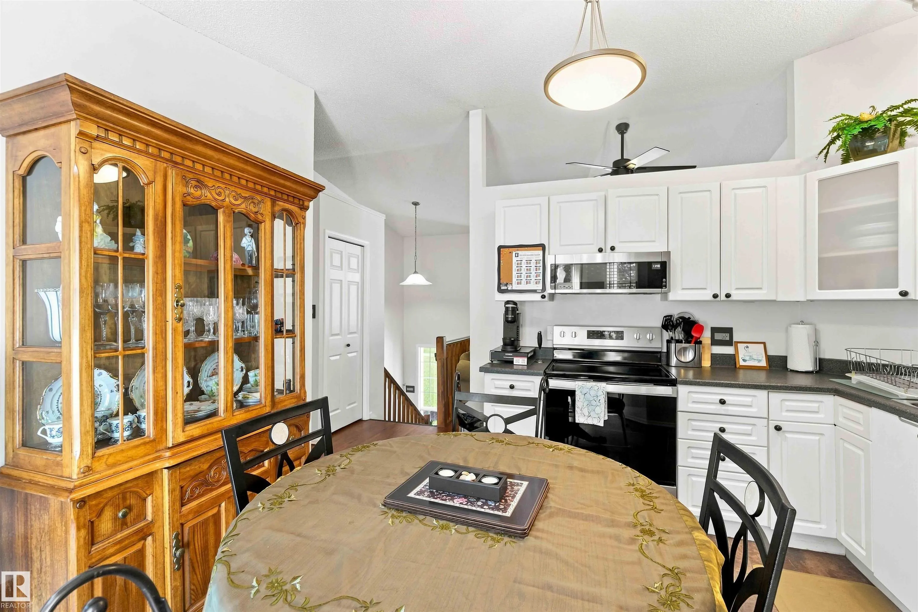 15 POIRIER Avenue
