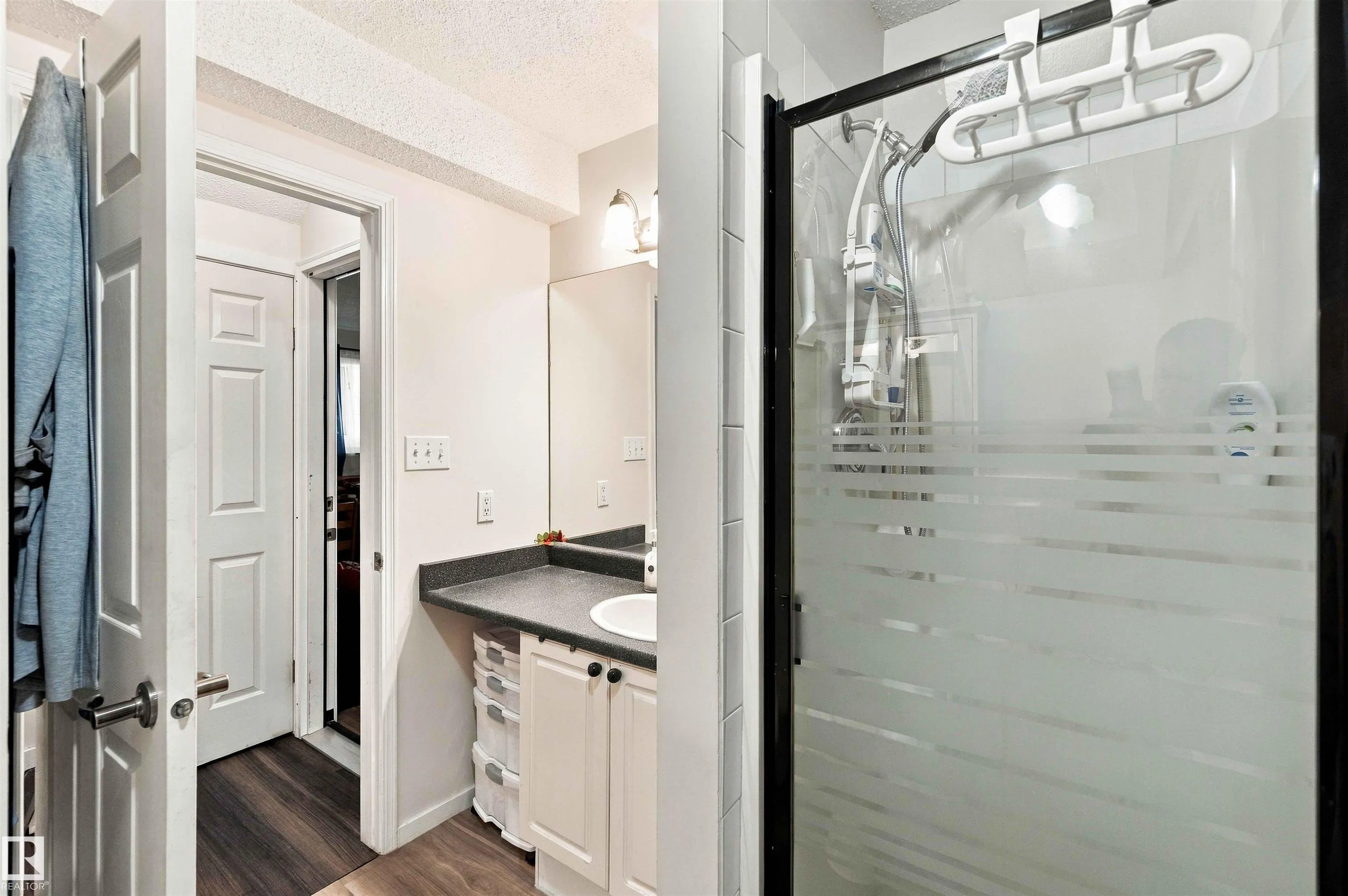 15 POIRIER Avenue