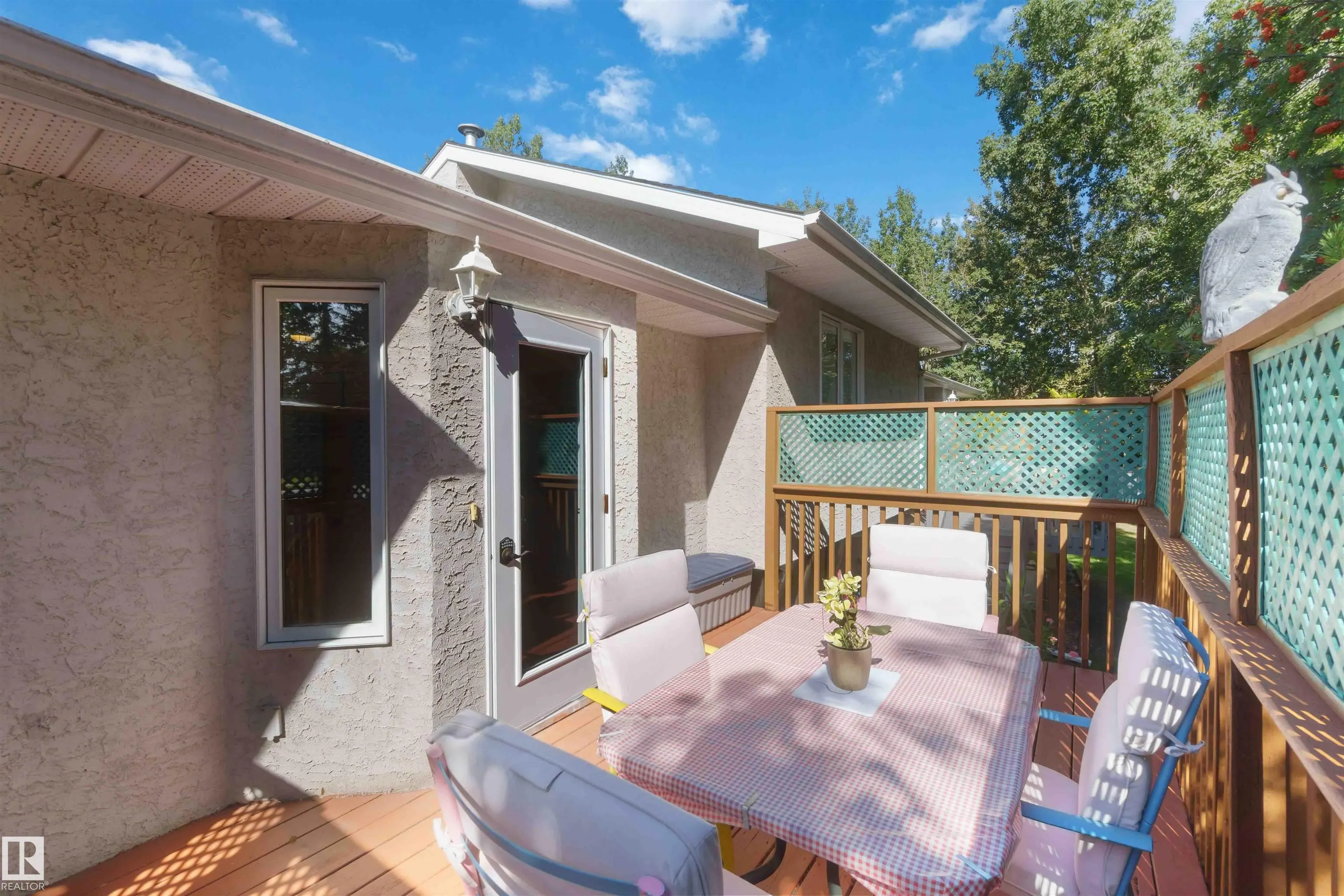 15 POIRIER Avenue
