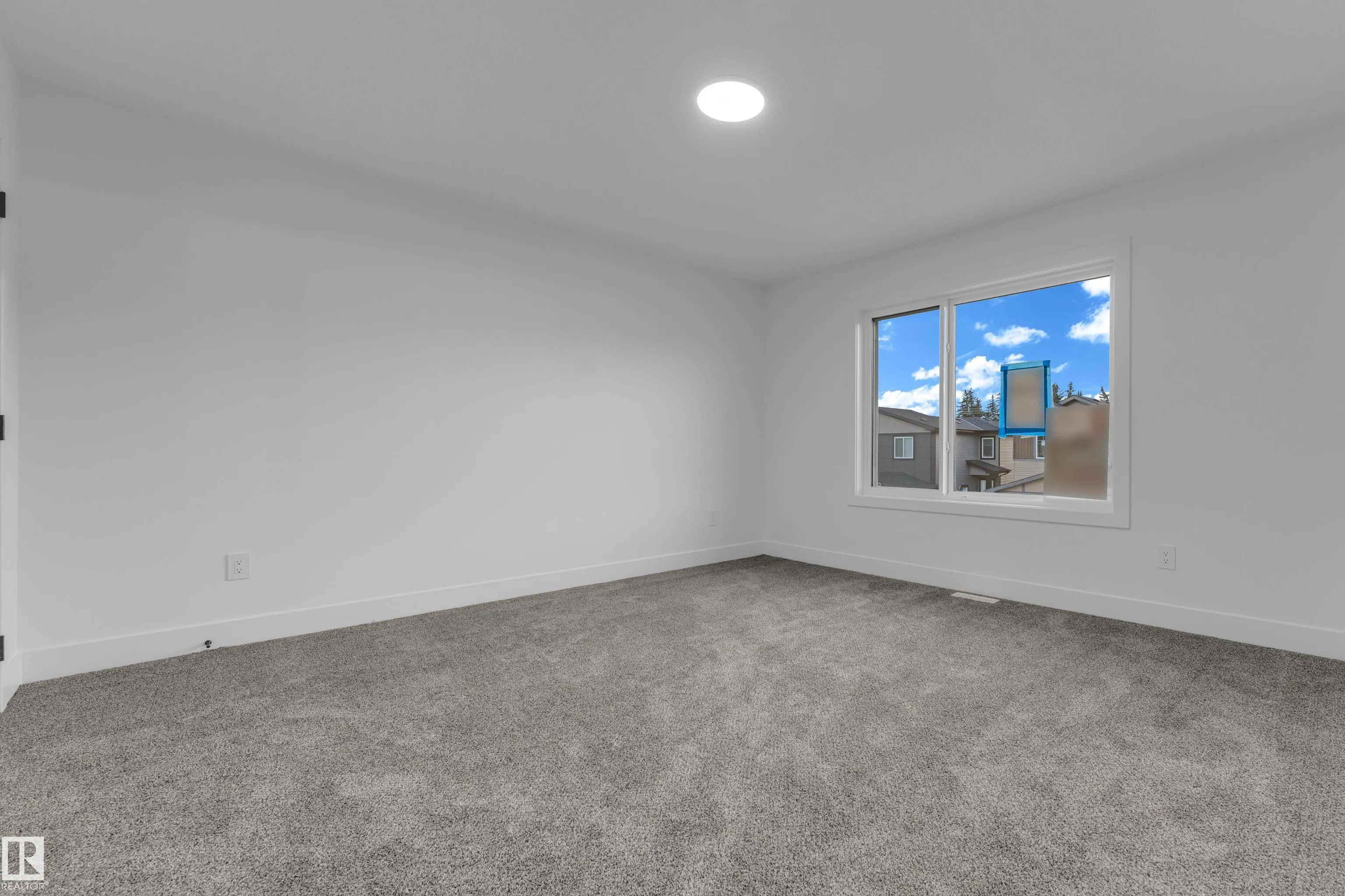 236 Linden Loop