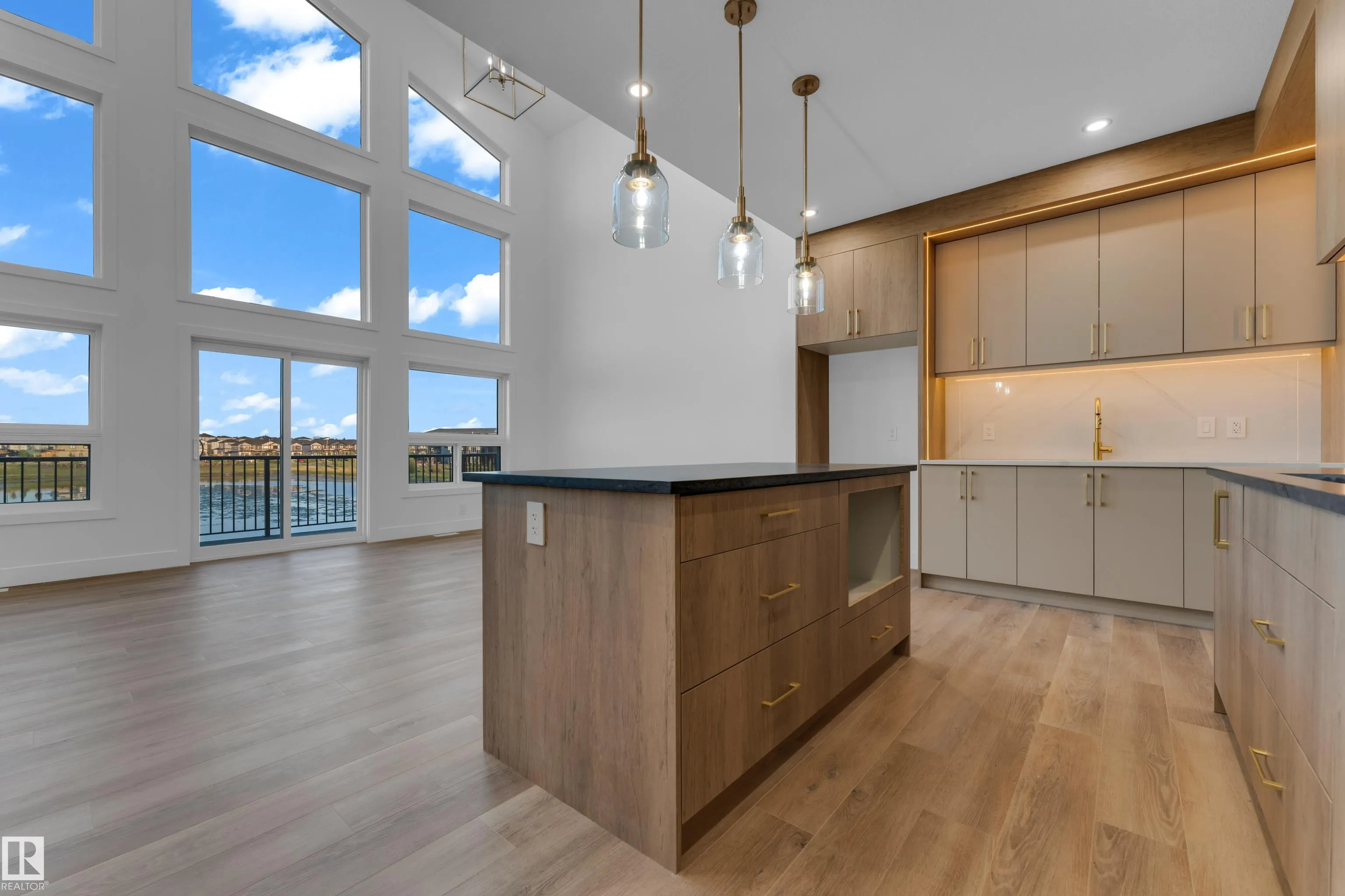 236 Linden Loop