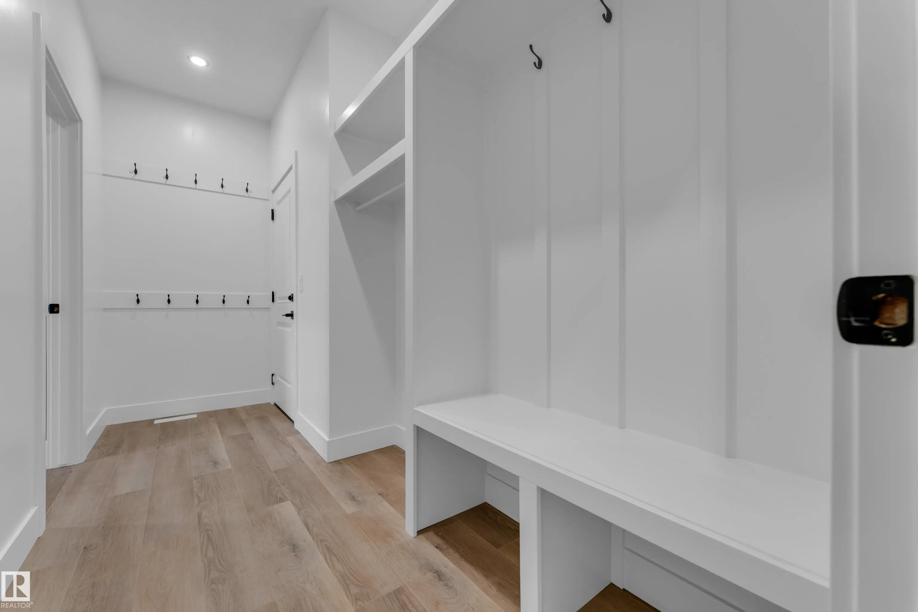 236 Linden Loop