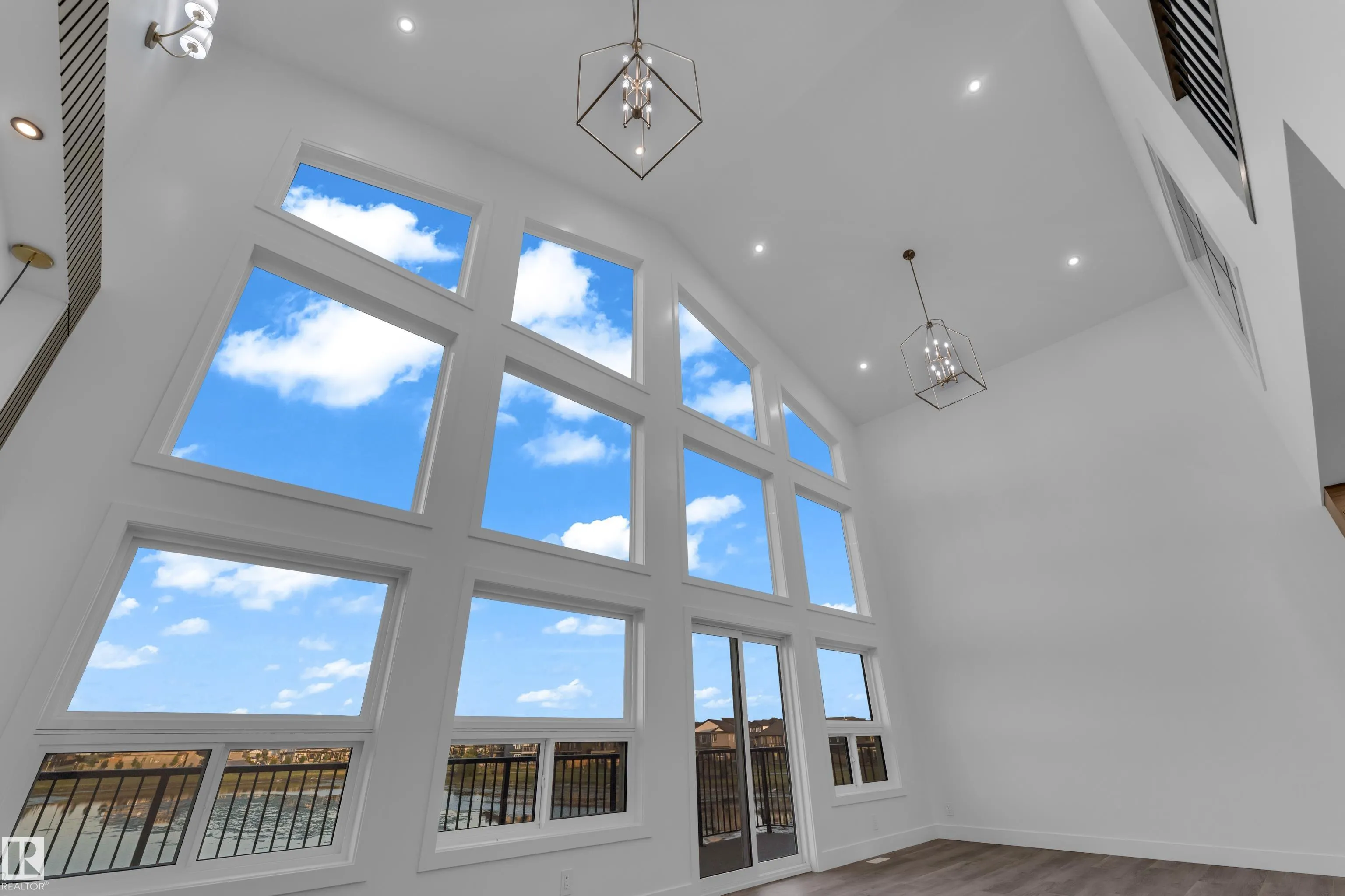 236 Linden Loop
