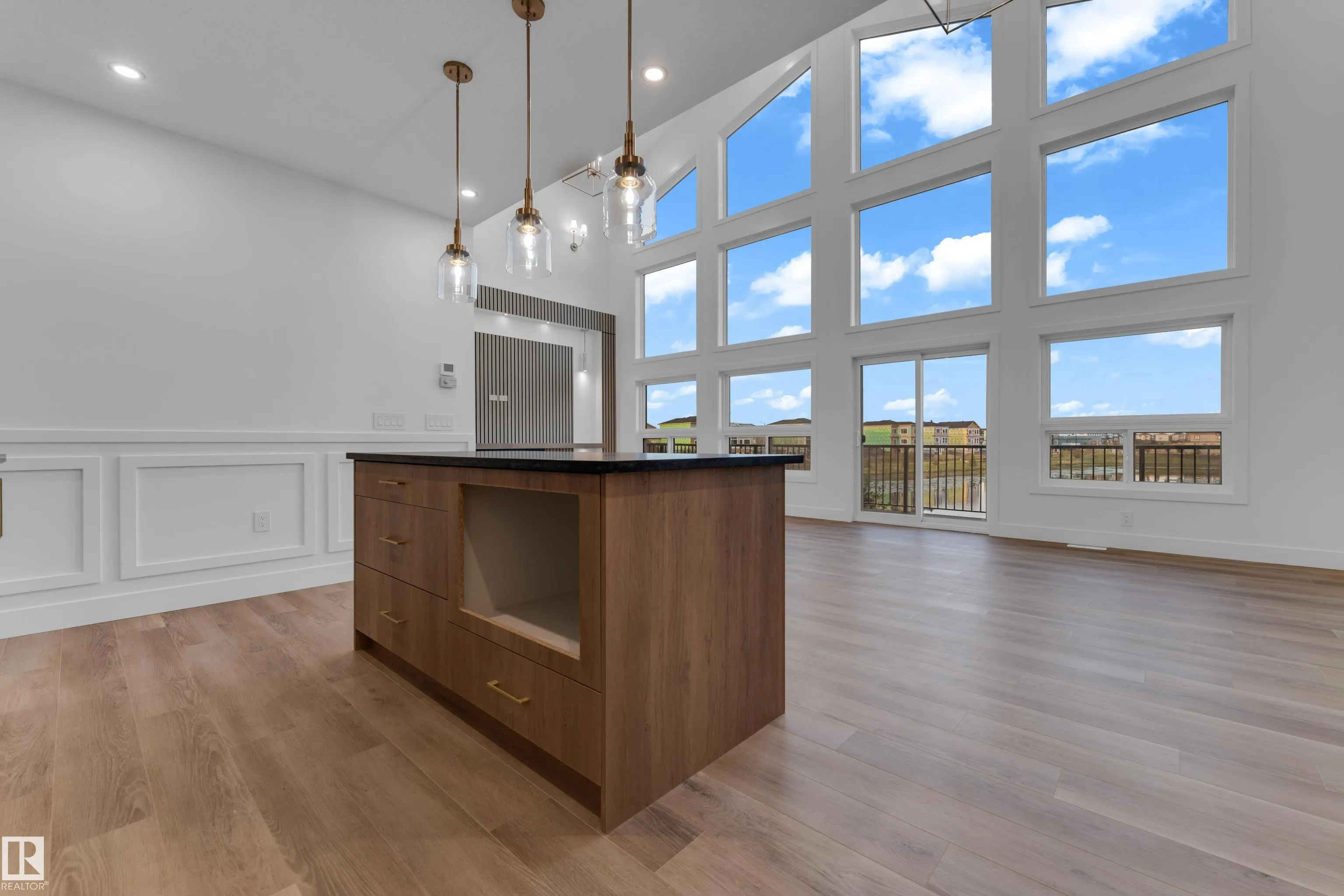 236 Linden Loop