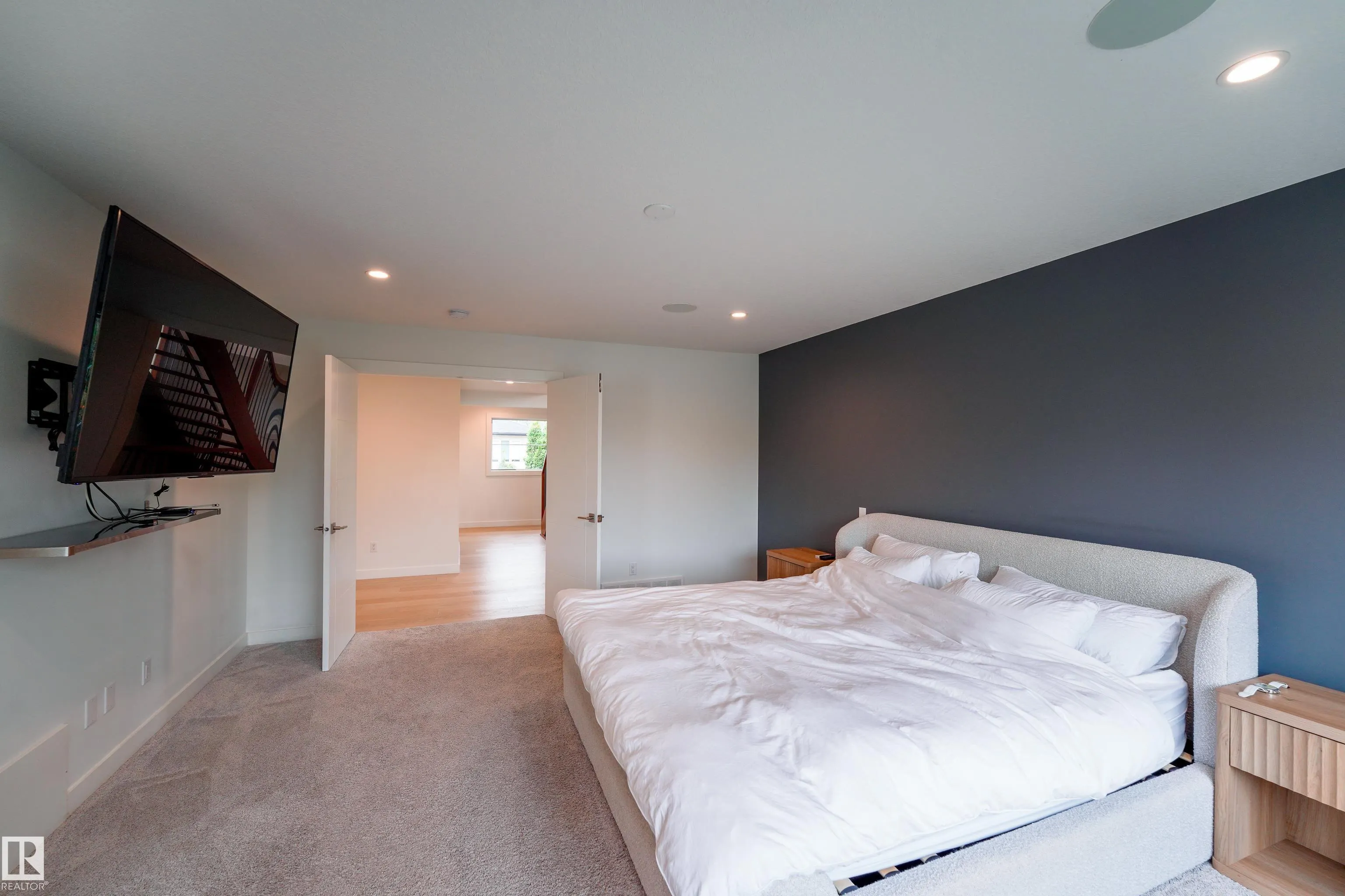 12819 WOODBEND Place
