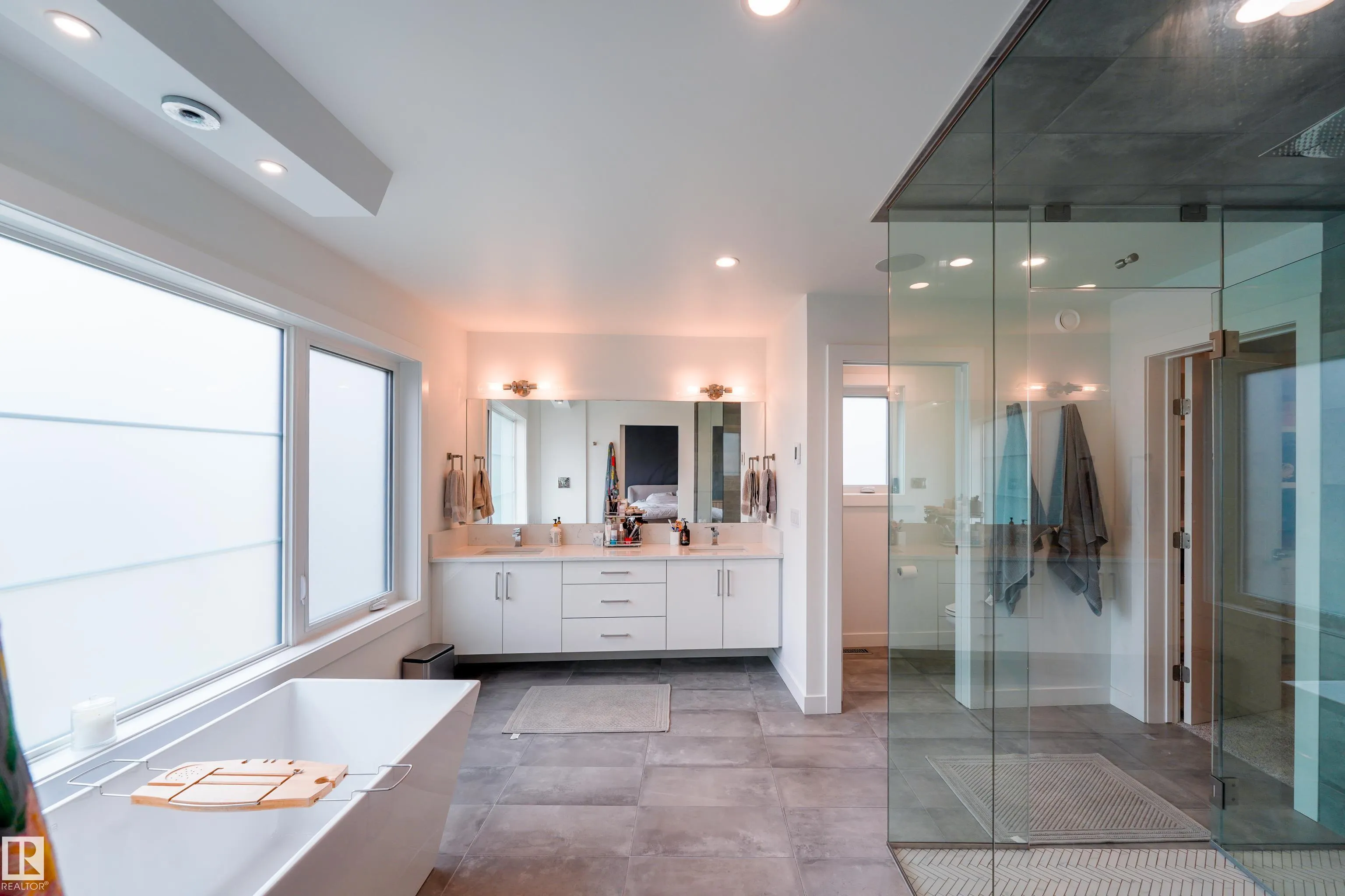 12819 WOODBEND Place