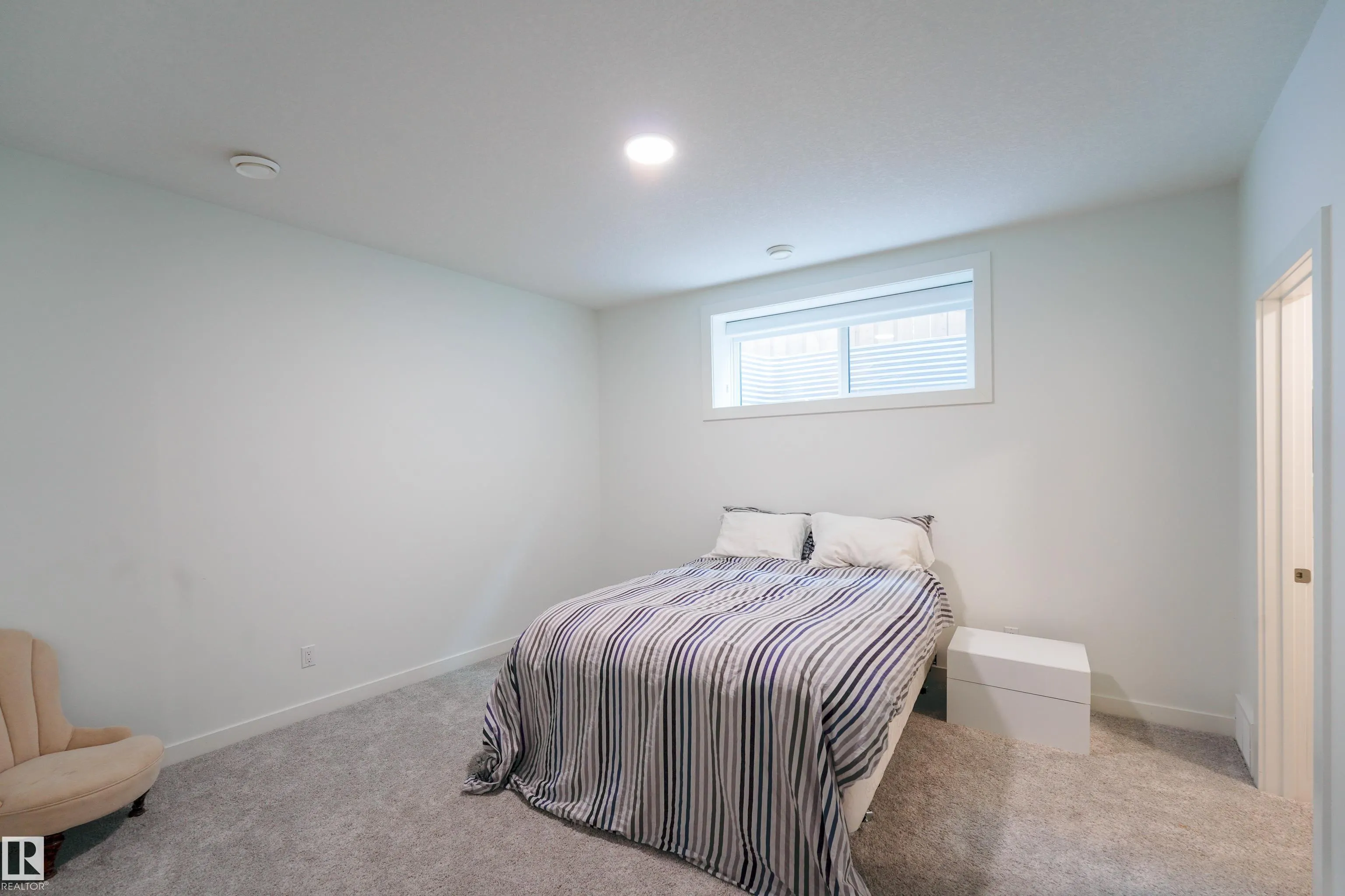 12819 WOODBEND Place