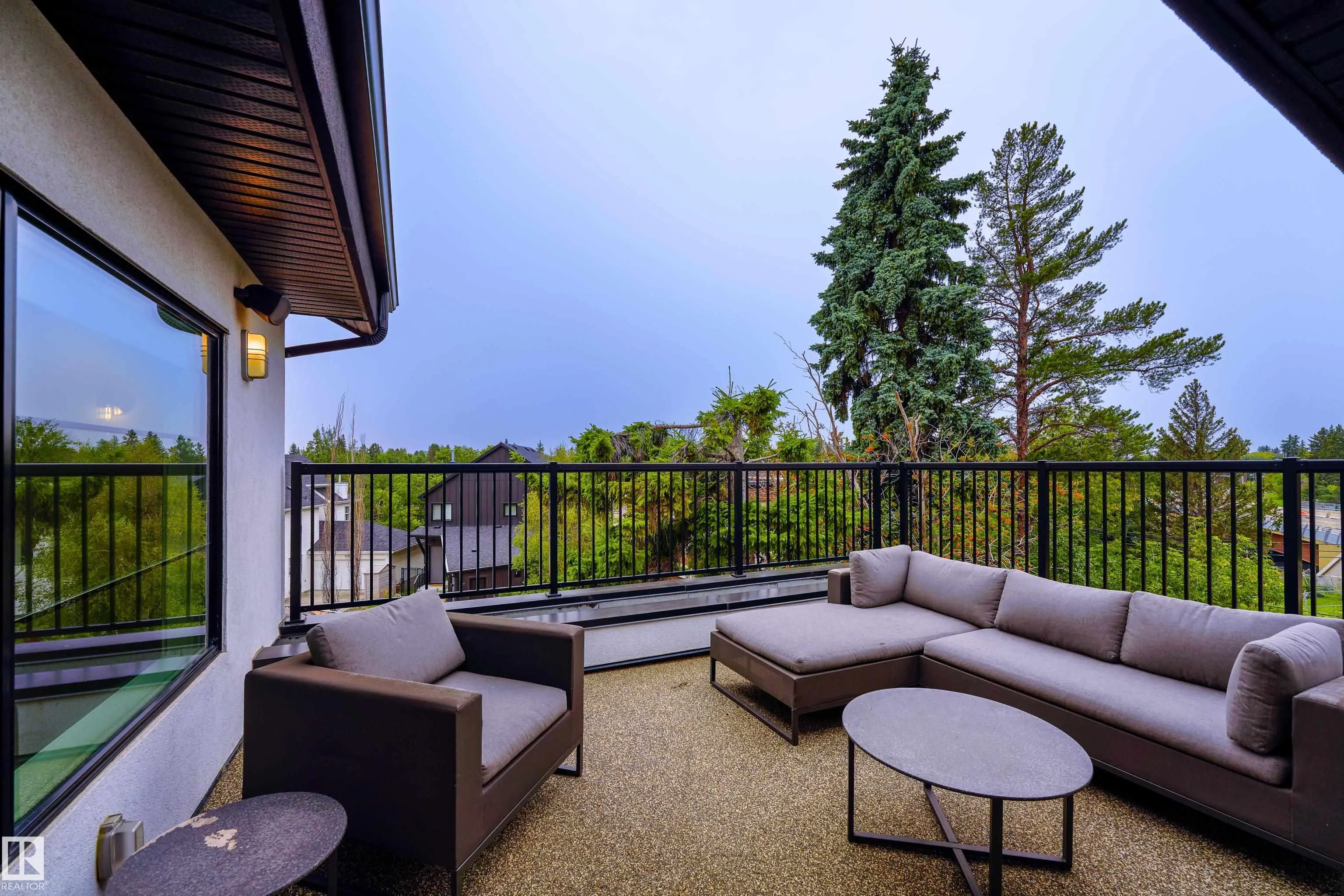 12819 WOODBEND Place