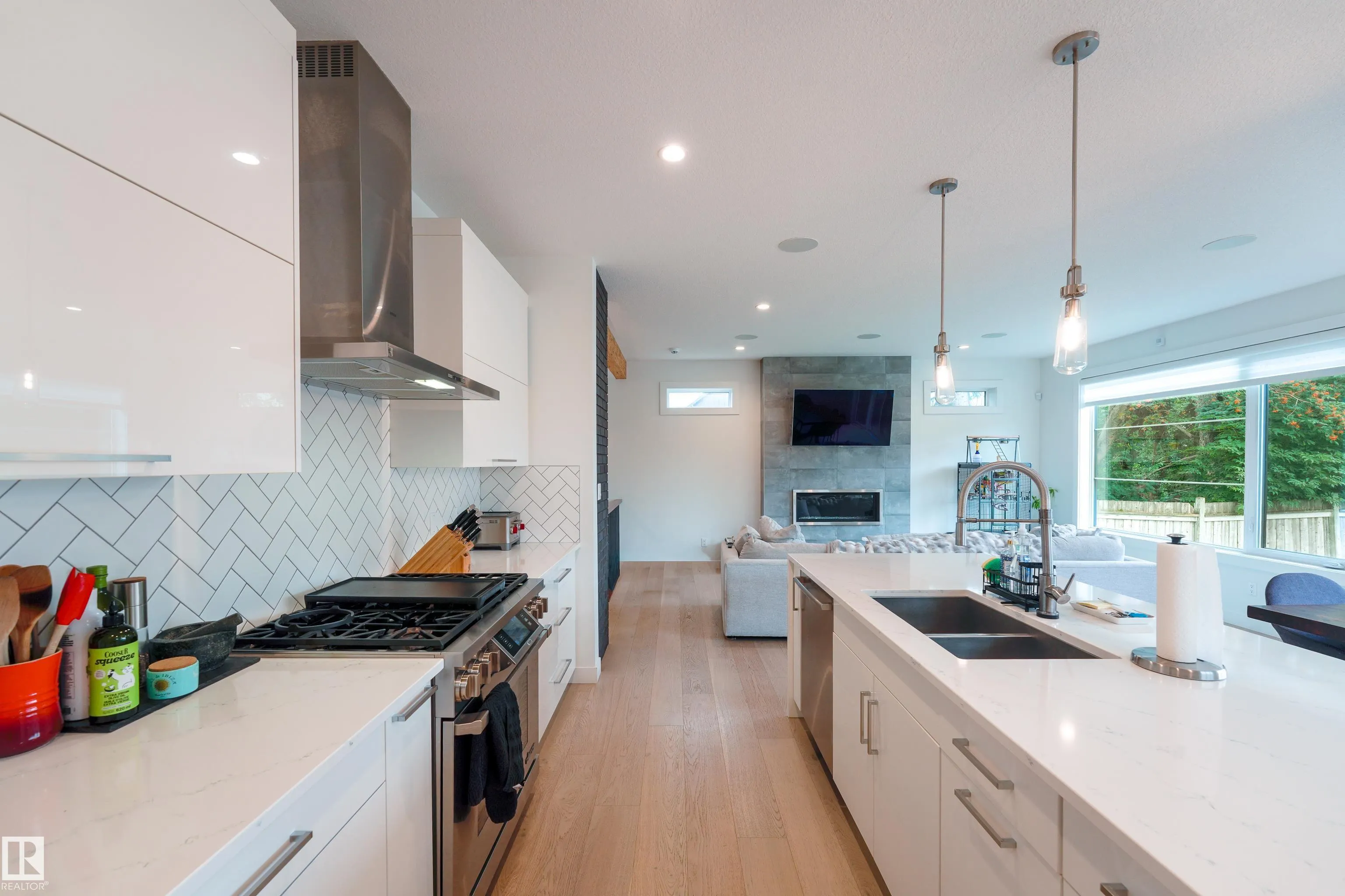 12819 WOODBEND Place