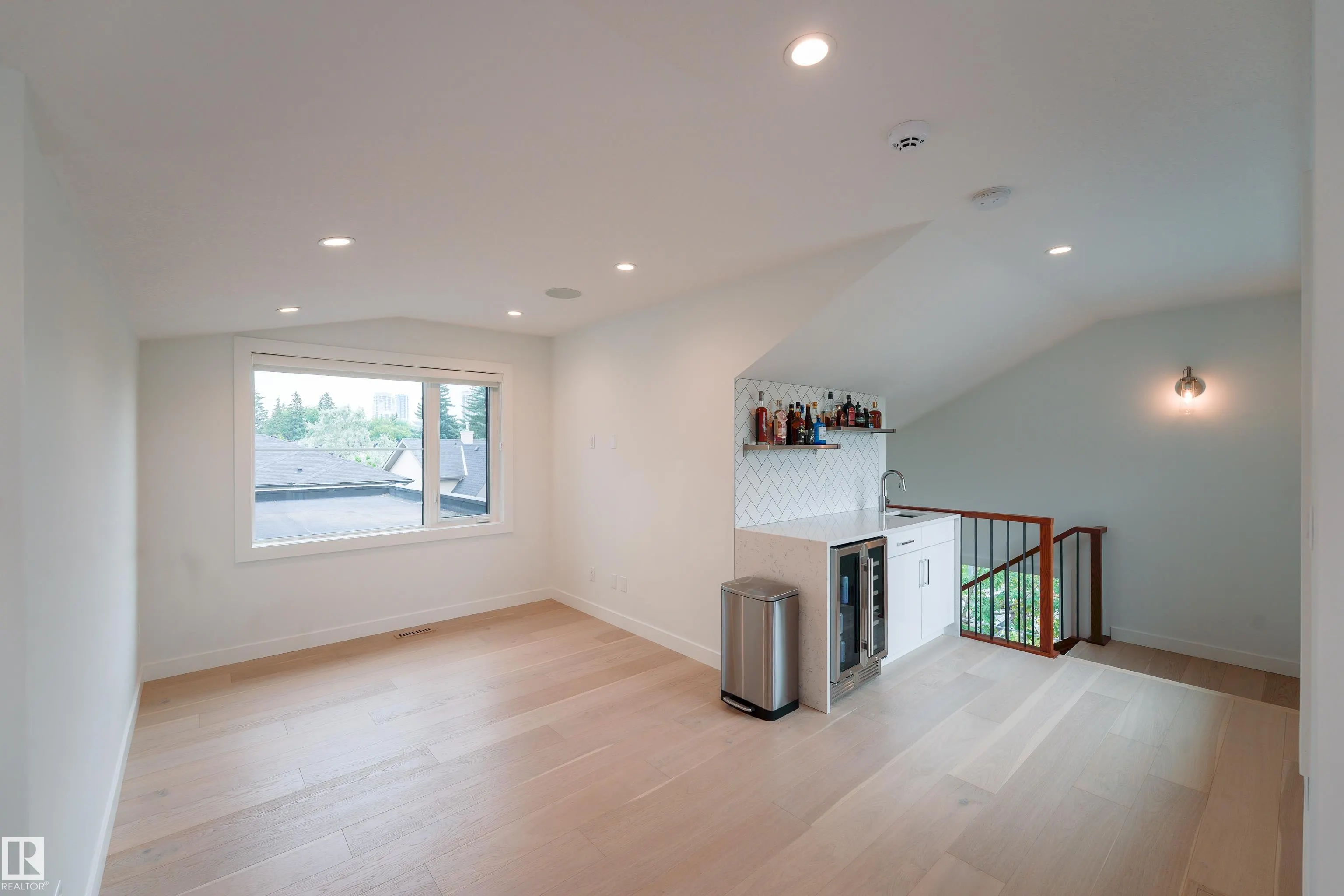 12819 WOODBEND Place