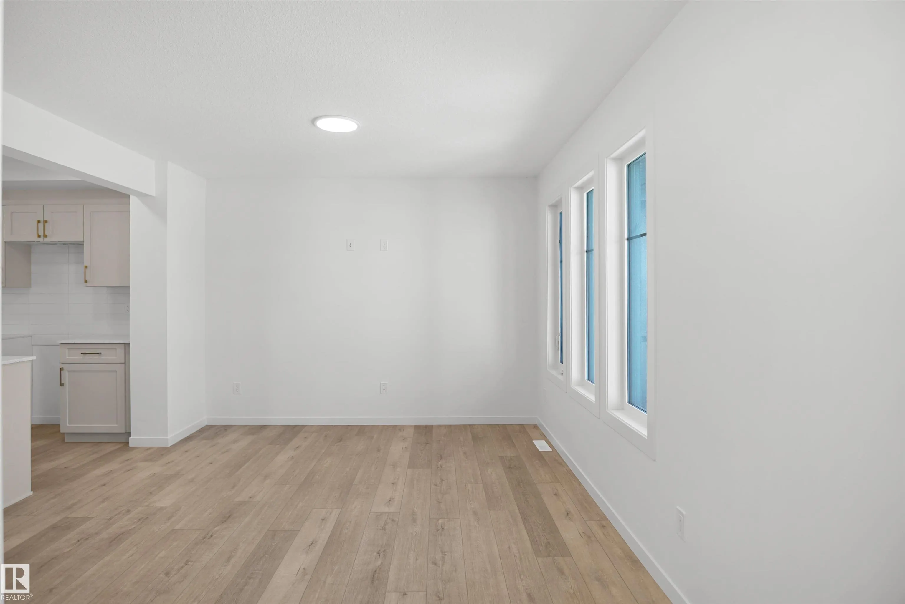 267 Deer Valley Drive