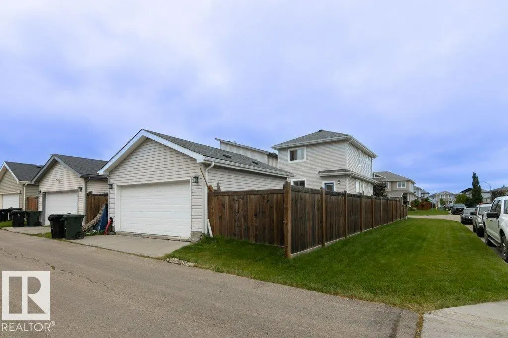 101 HUDSON Cove
