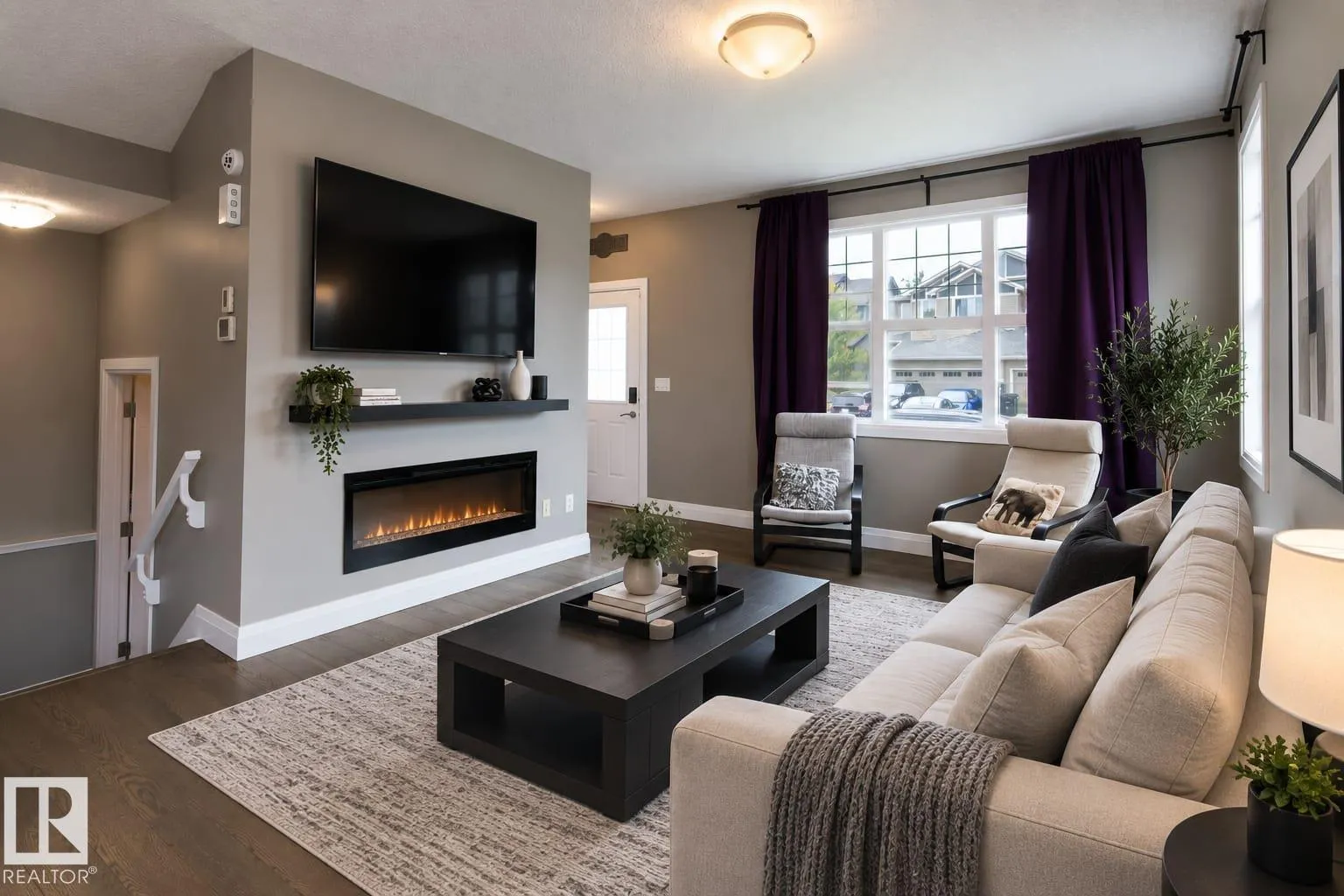 101 HUDSON Cove