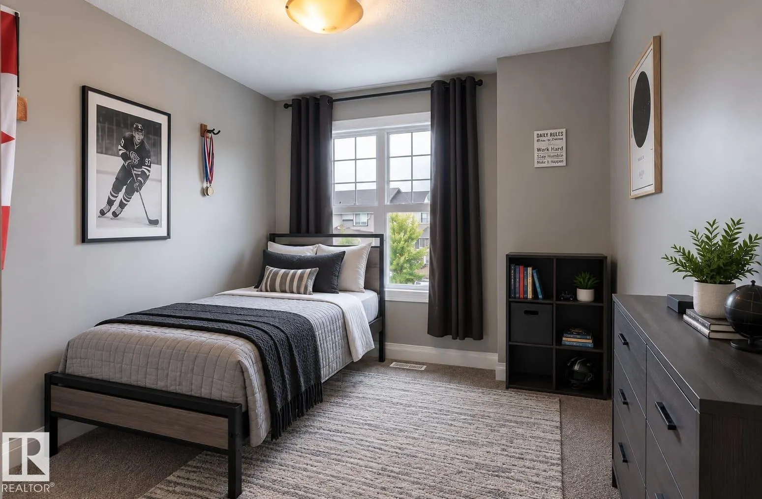 101 HUDSON Cove