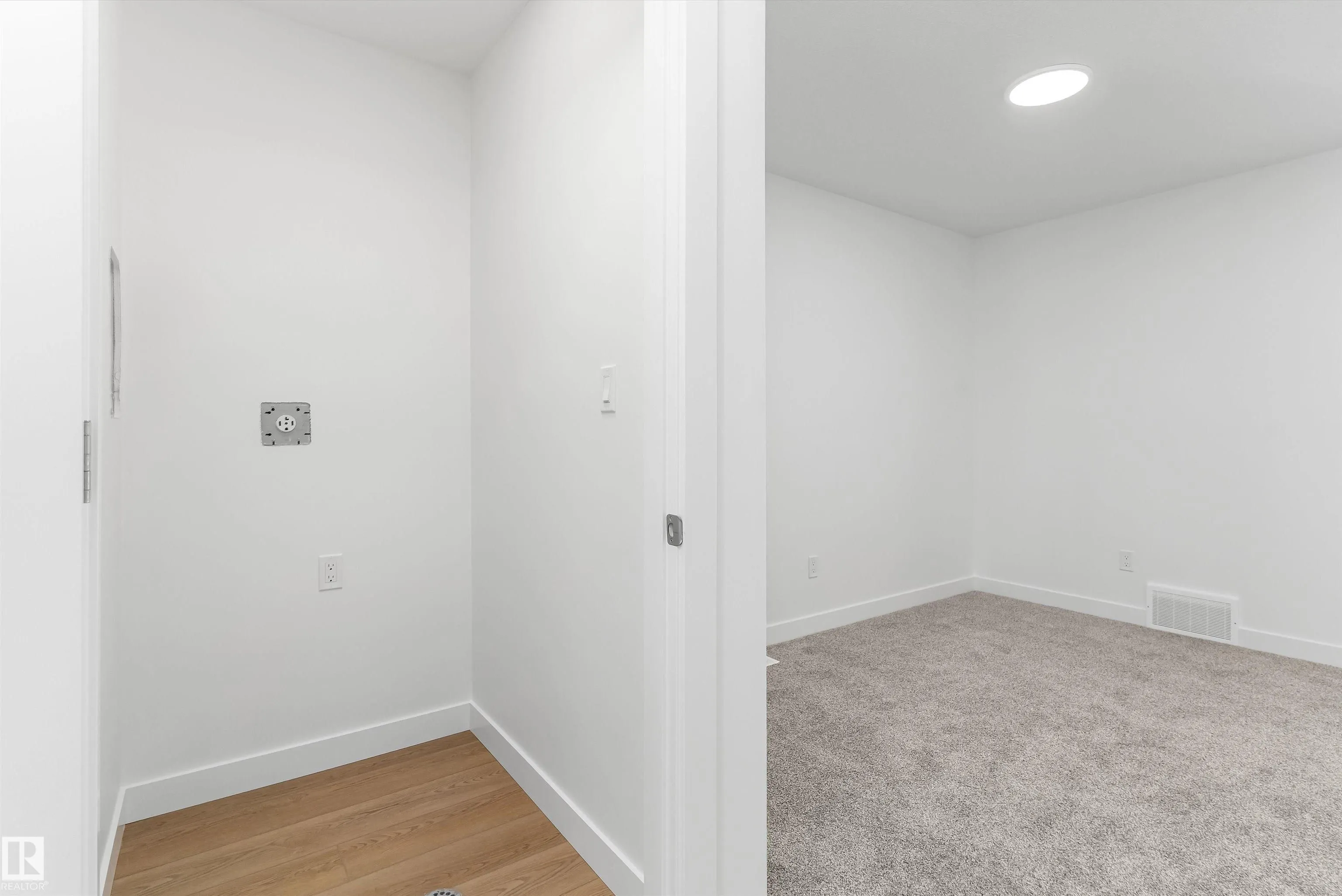 1020 14 Avenue
