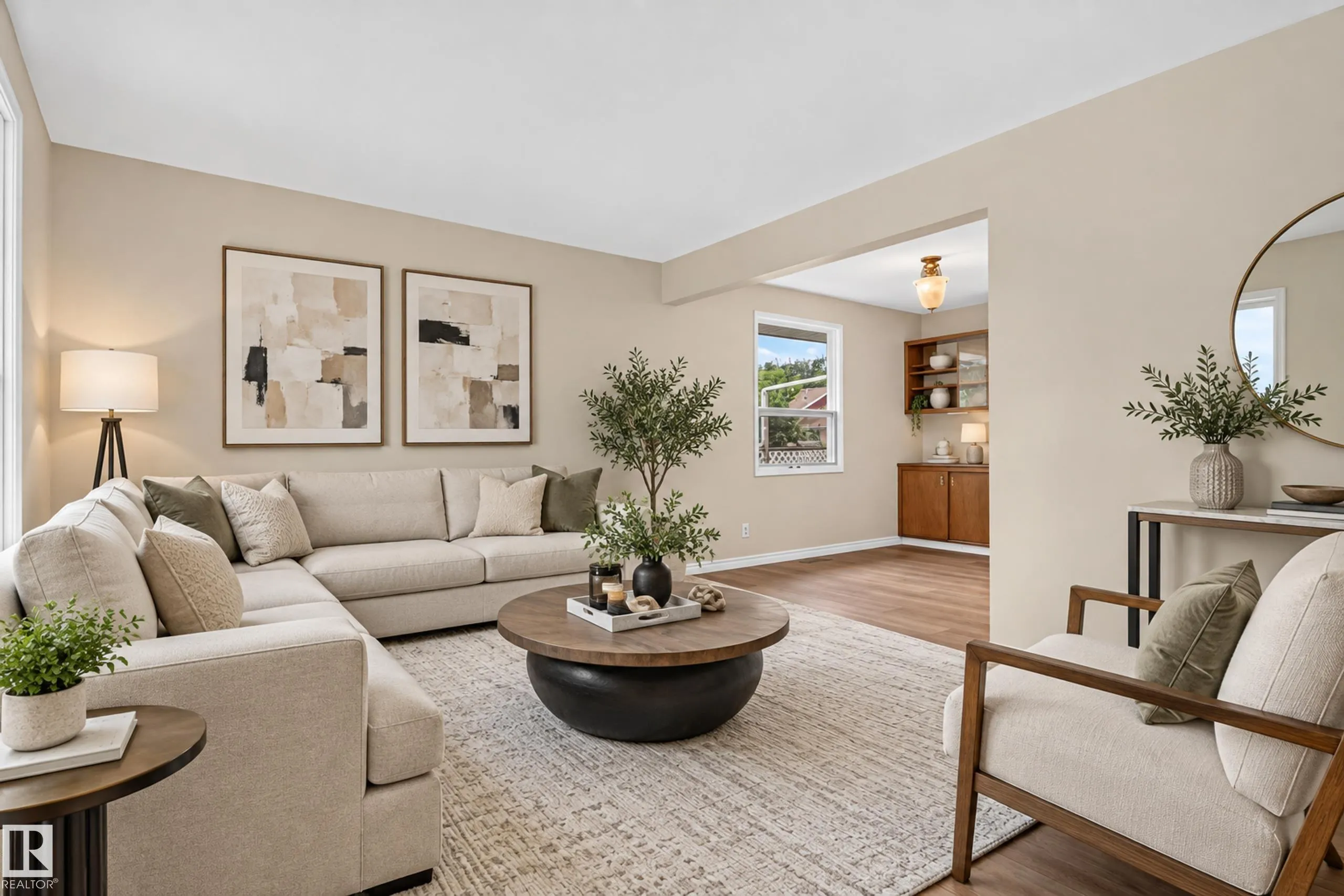 2 GRANDORA Crescent