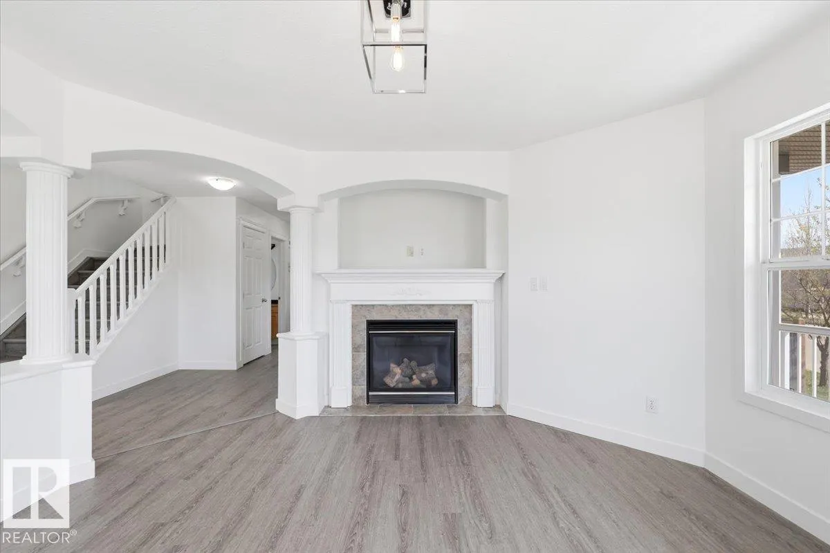 301 AVENA Link