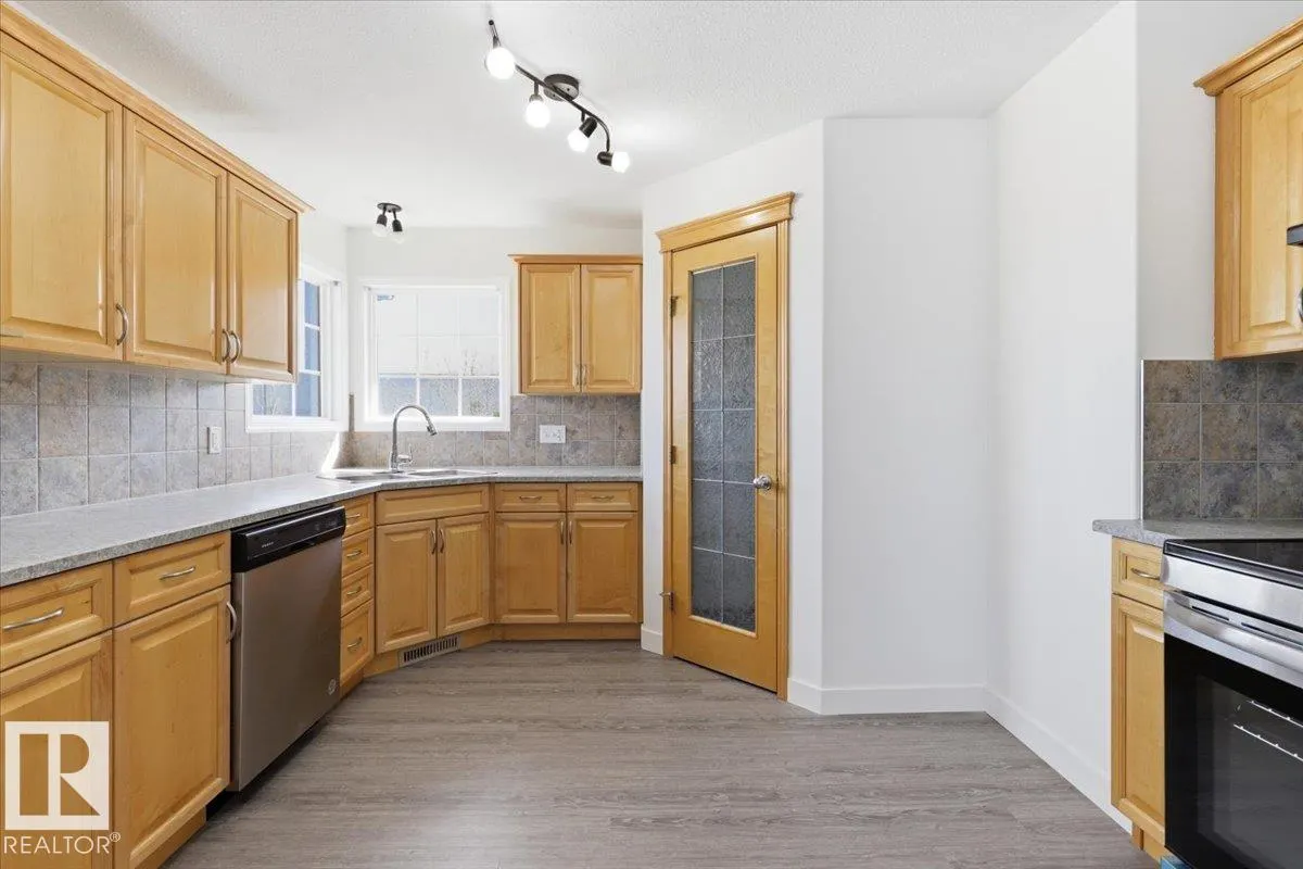 301 AVENA Link