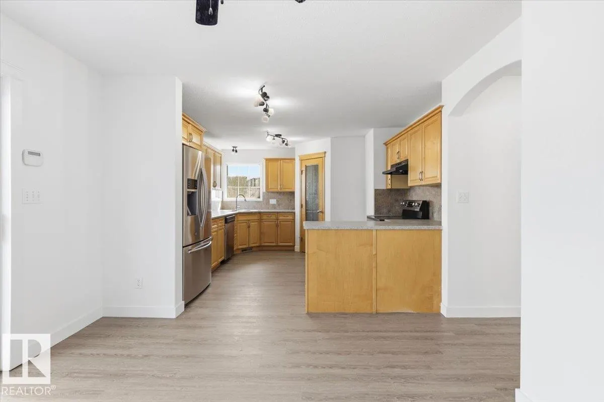 301 AVENA Link