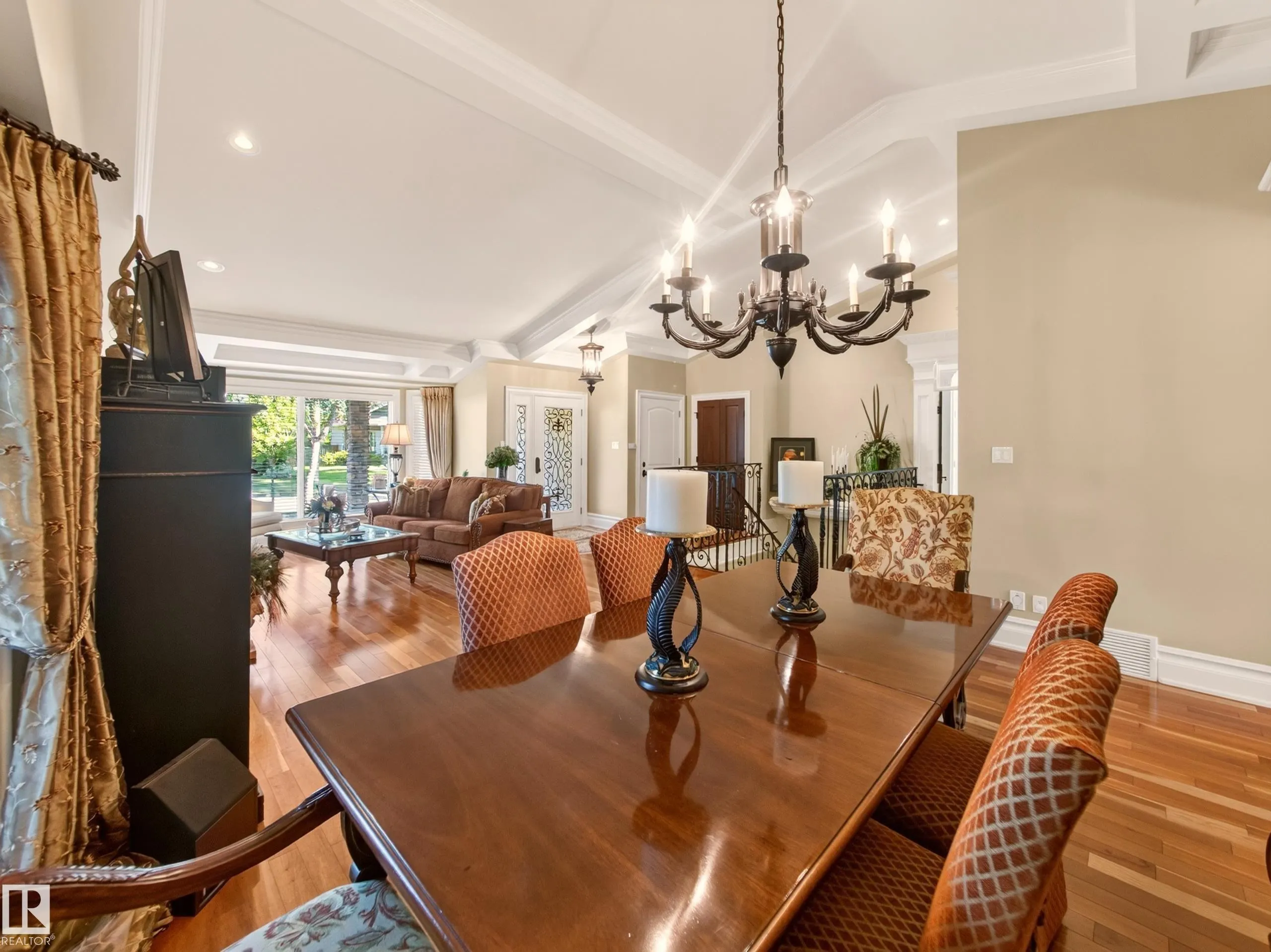 15 WESTPARK Court