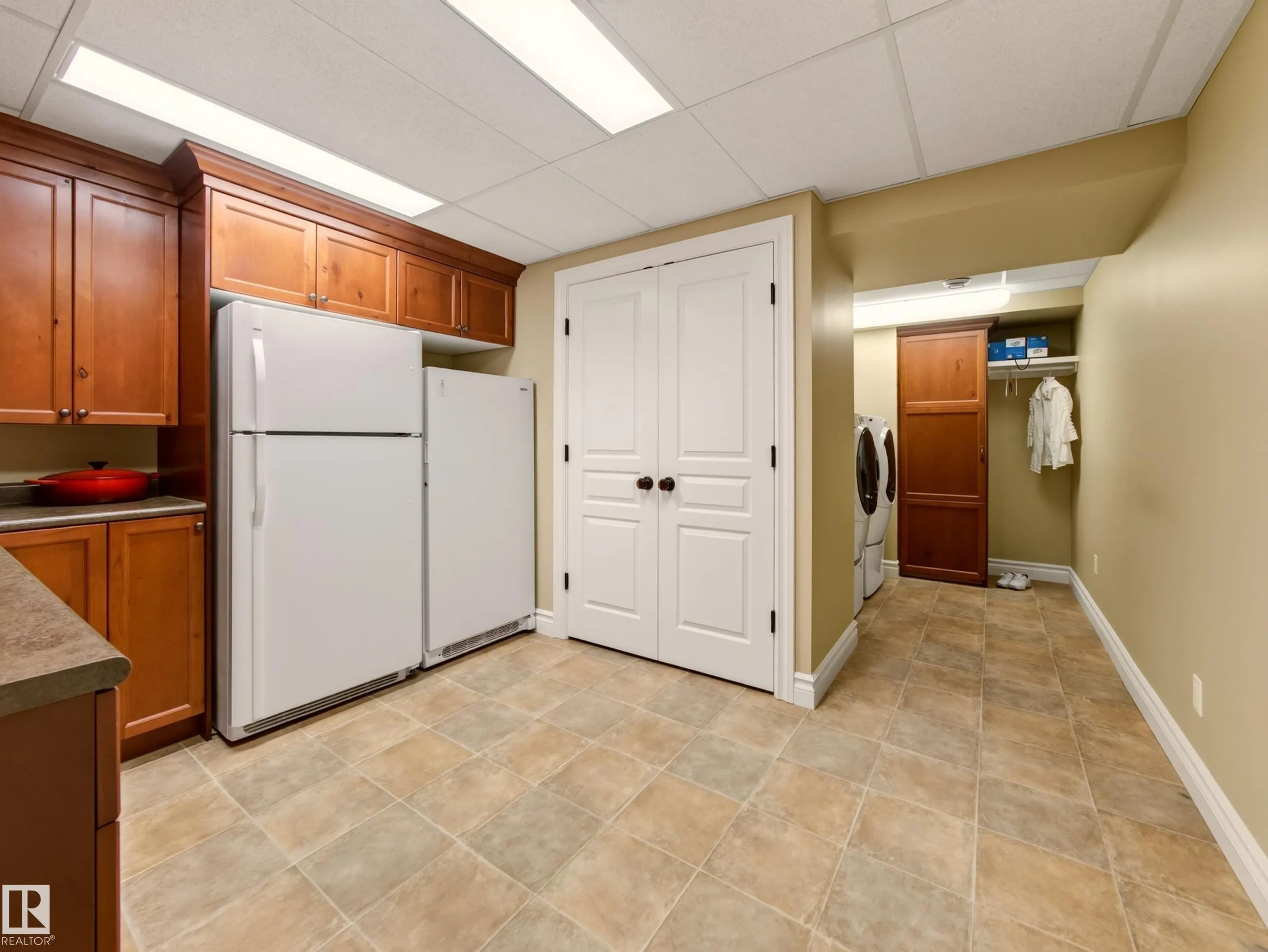 15 WESTPARK Court