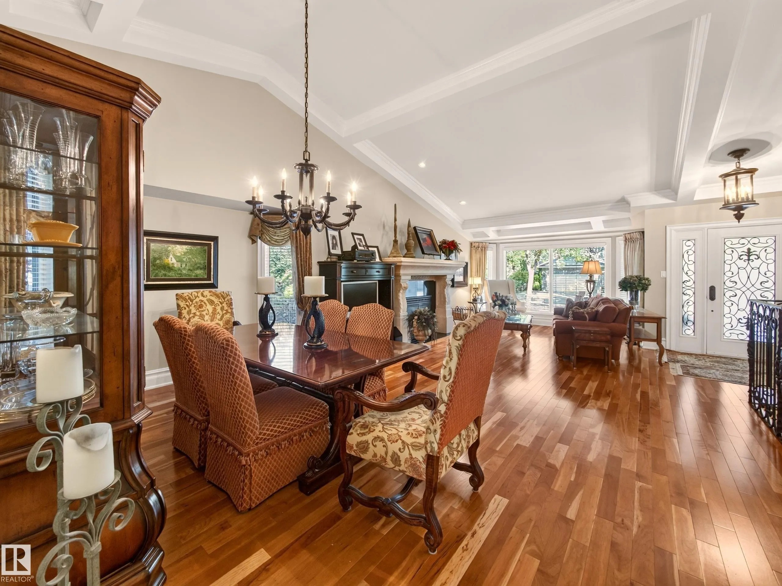 15 WESTPARK Court