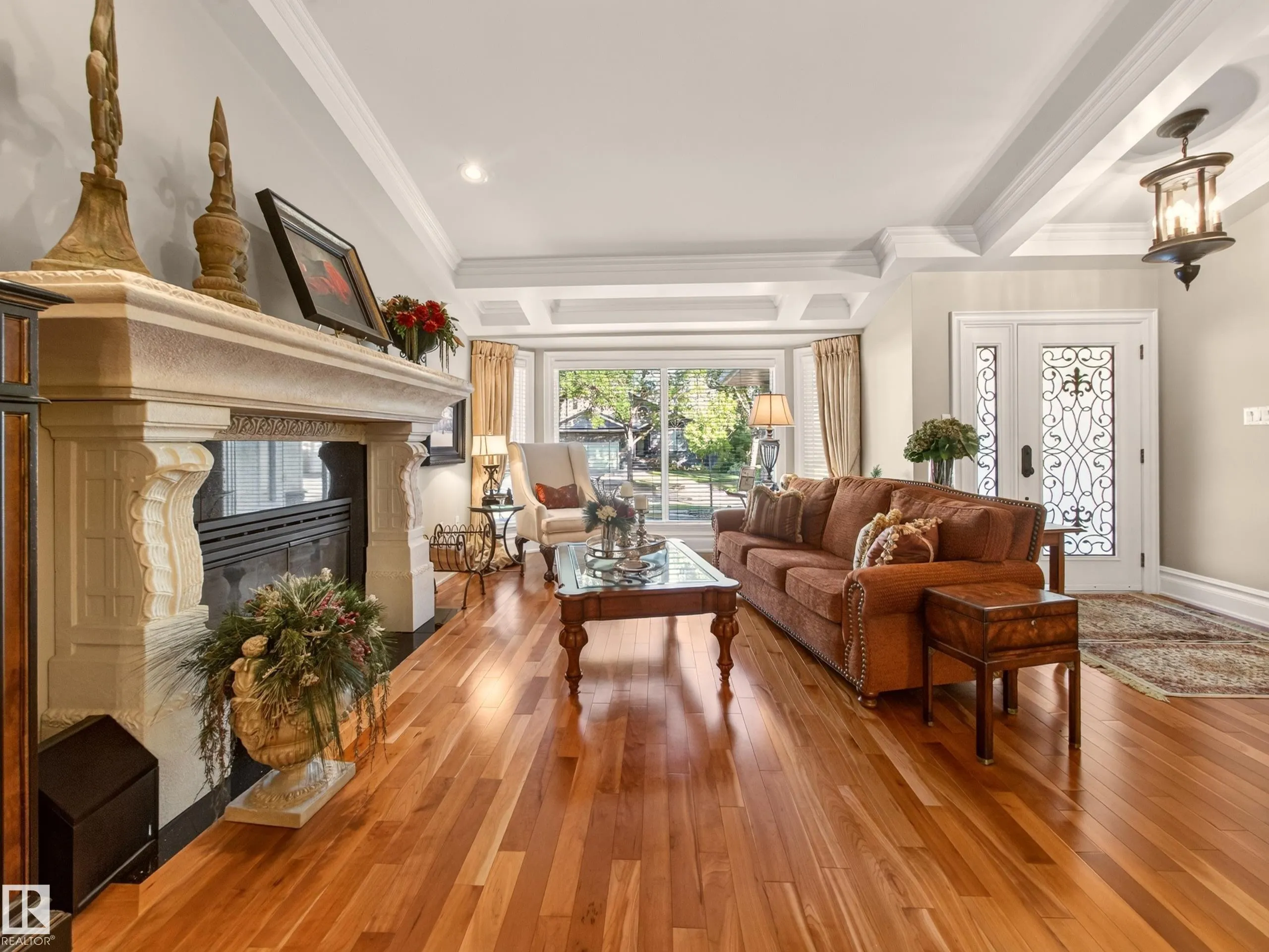 15 WESTPARK Court