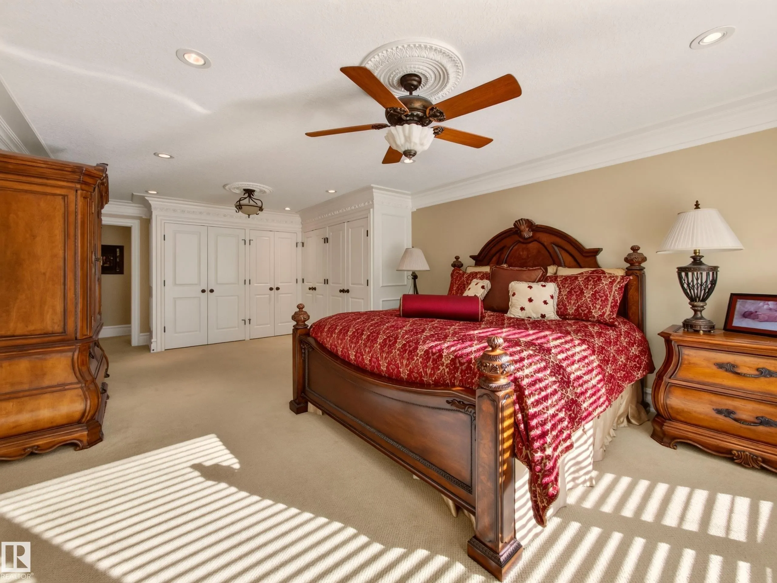 15 WESTPARK Court