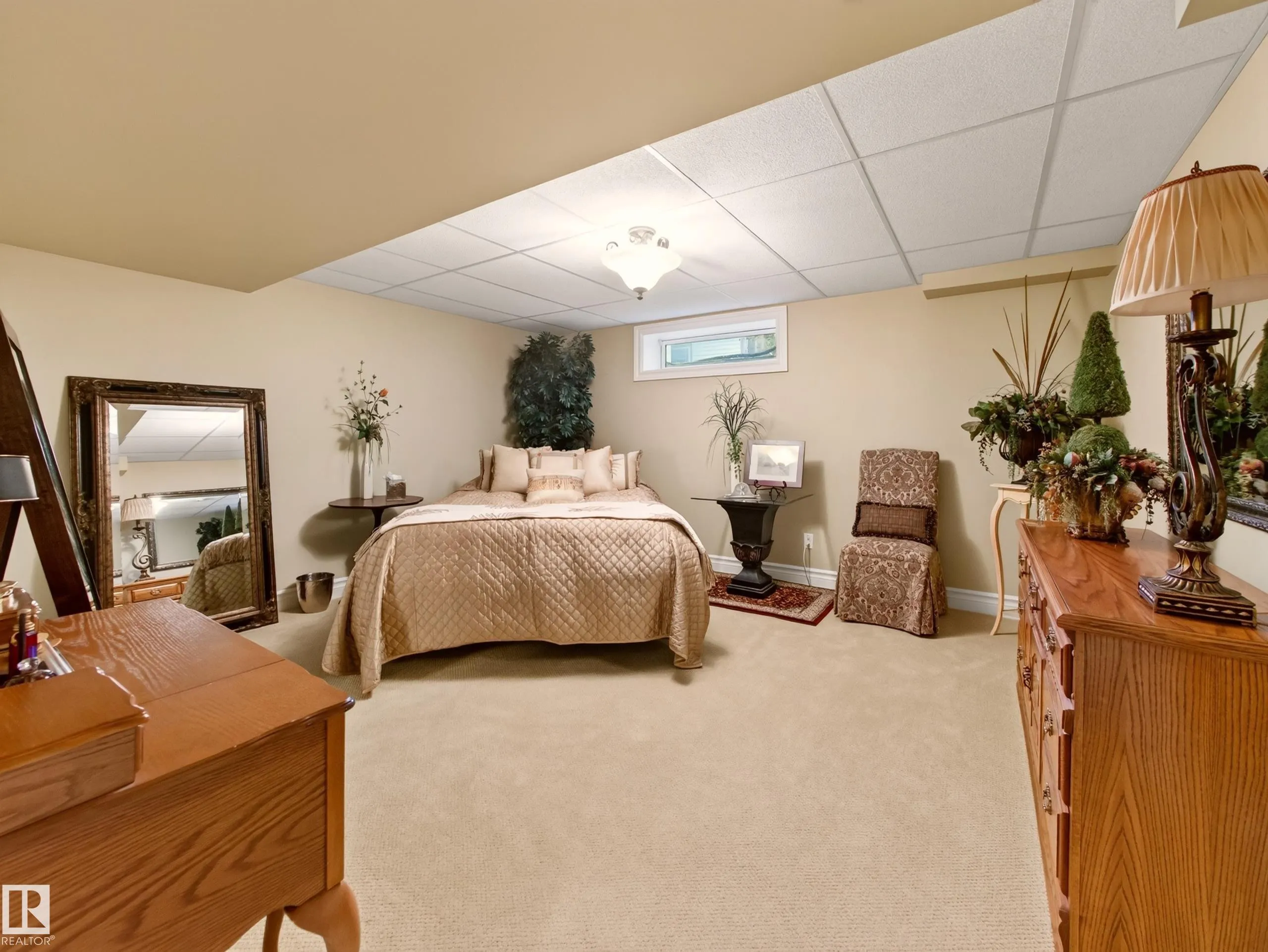 15 WESTPARK Court