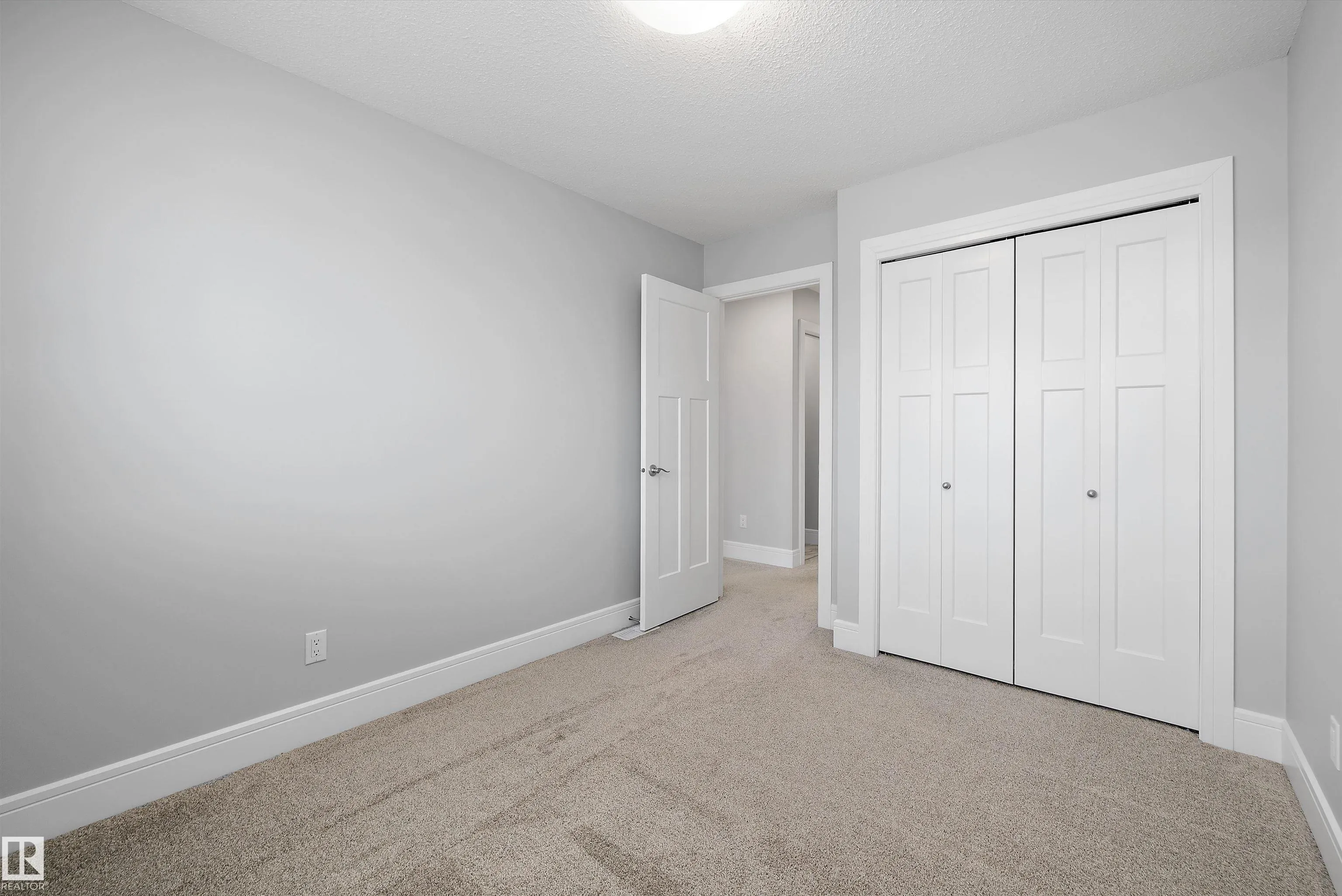 4235 Chichak Close