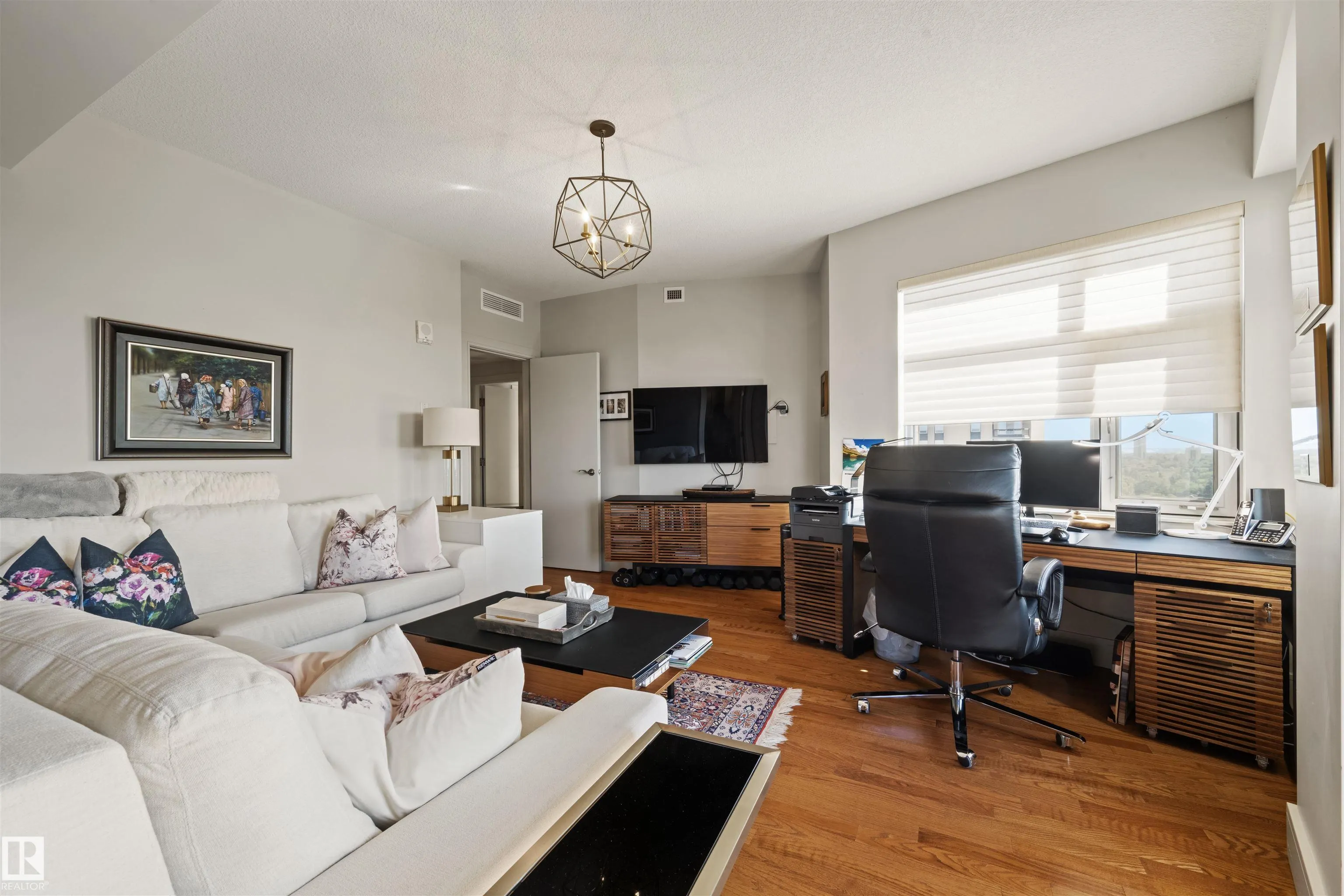 10035 SASKATCHEWAN Drive