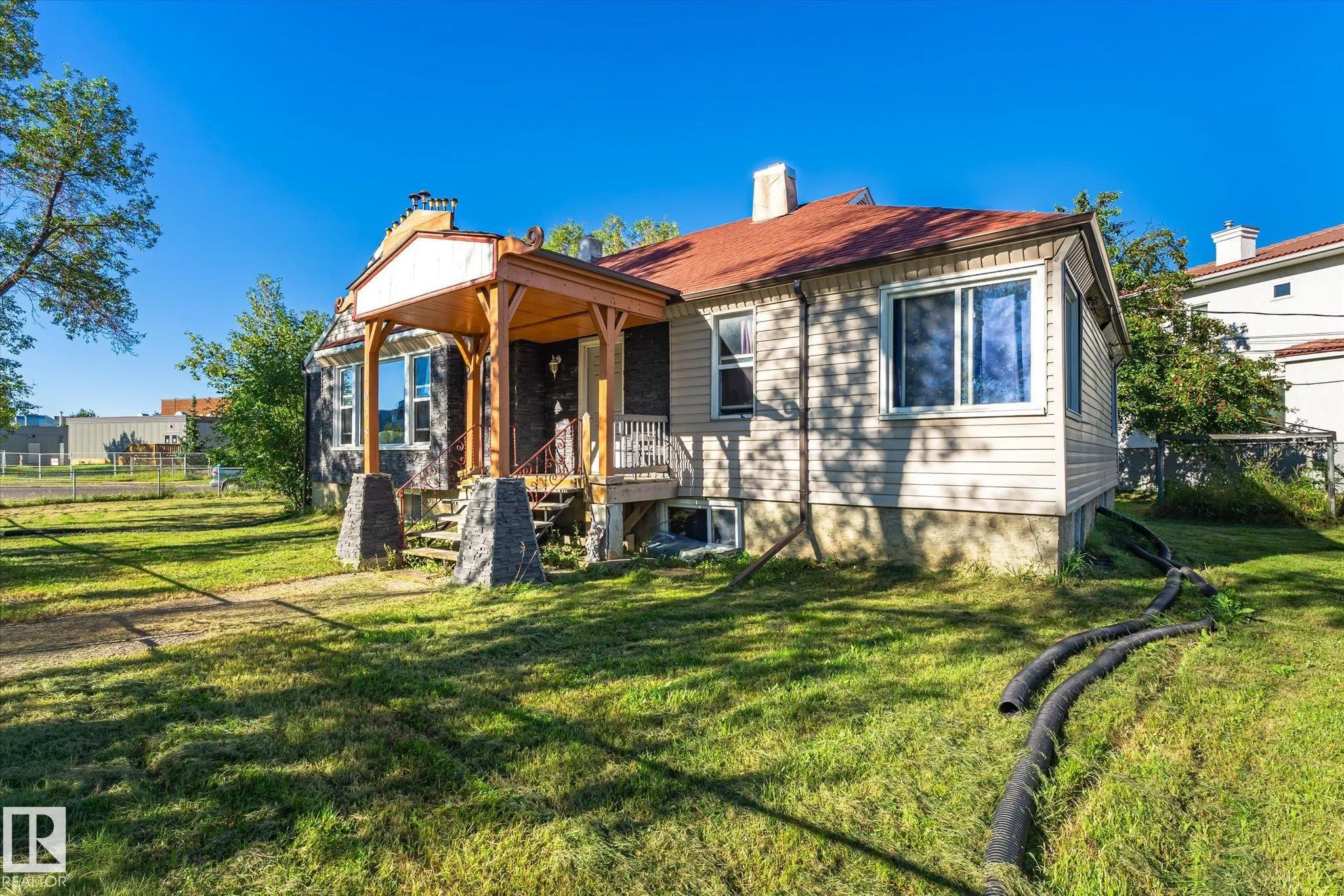 11008 109 Street