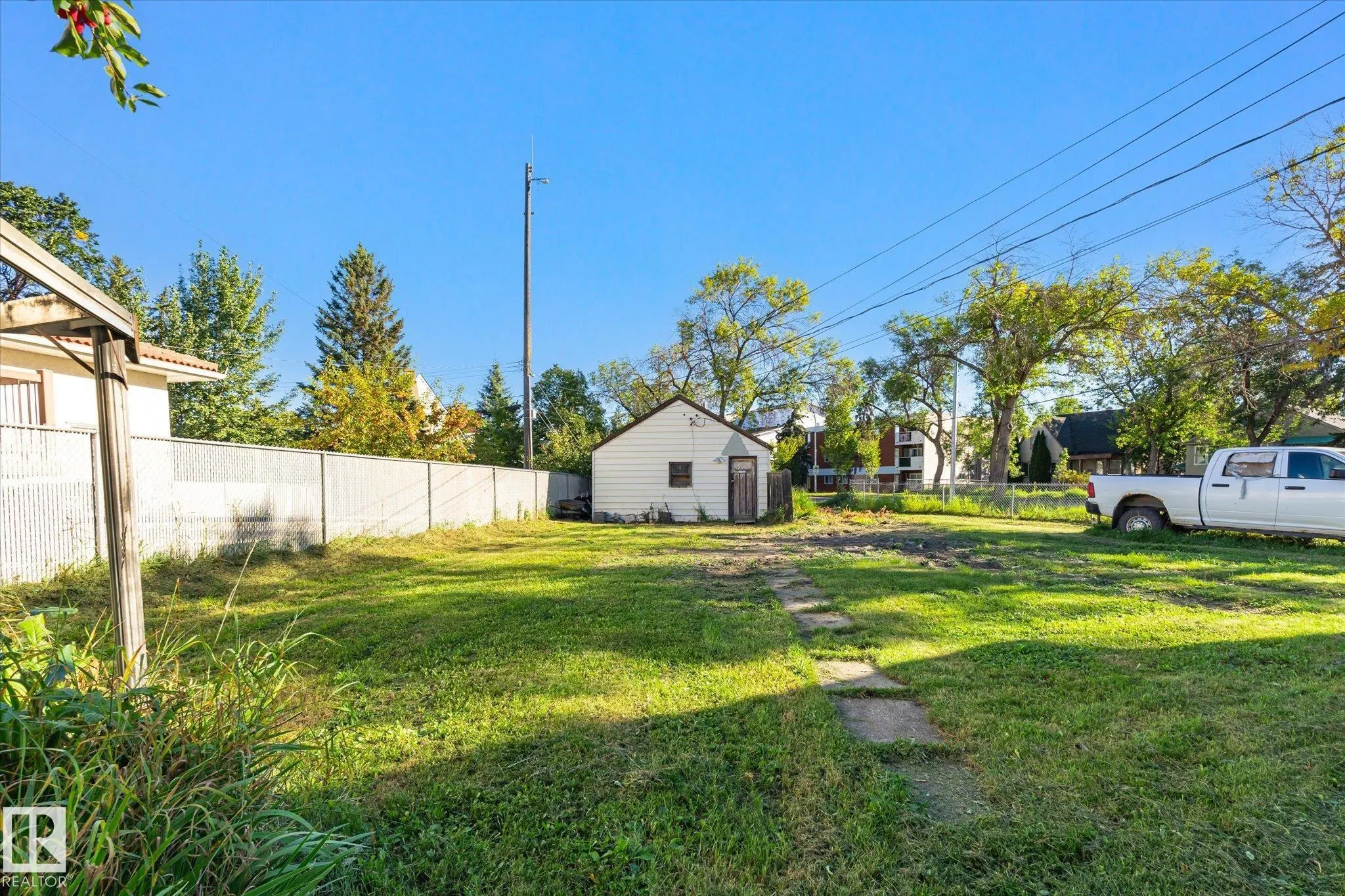 11008 109 Street