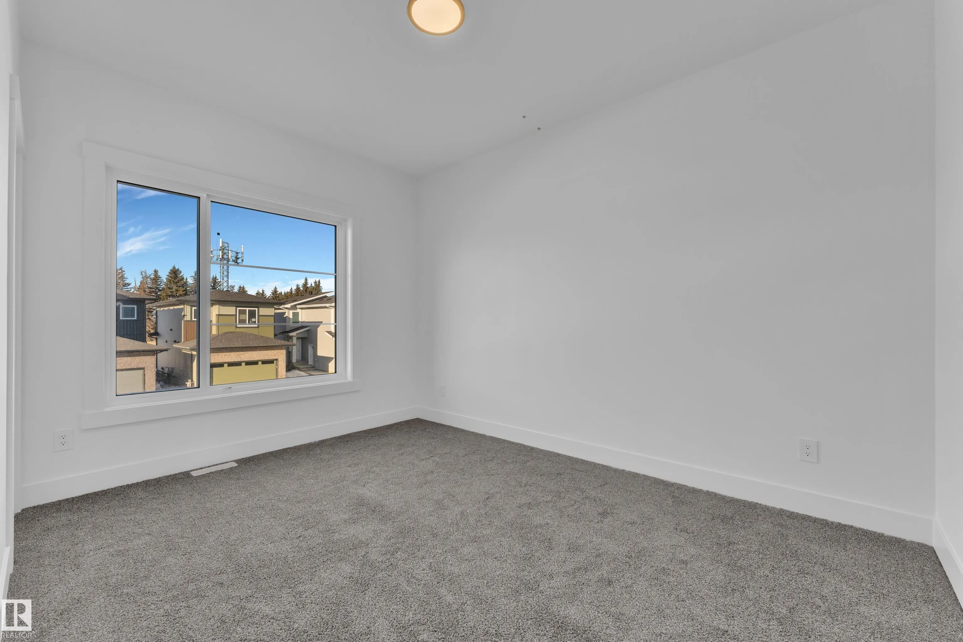 226 Linden Loop