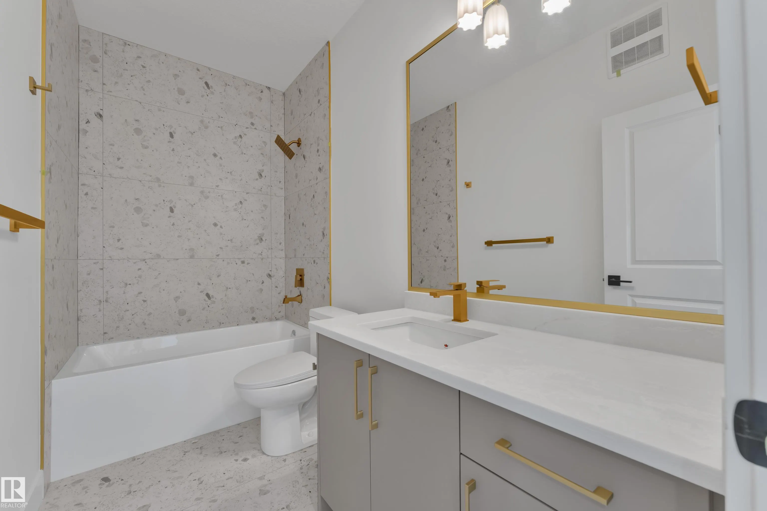 226 Linden Loop