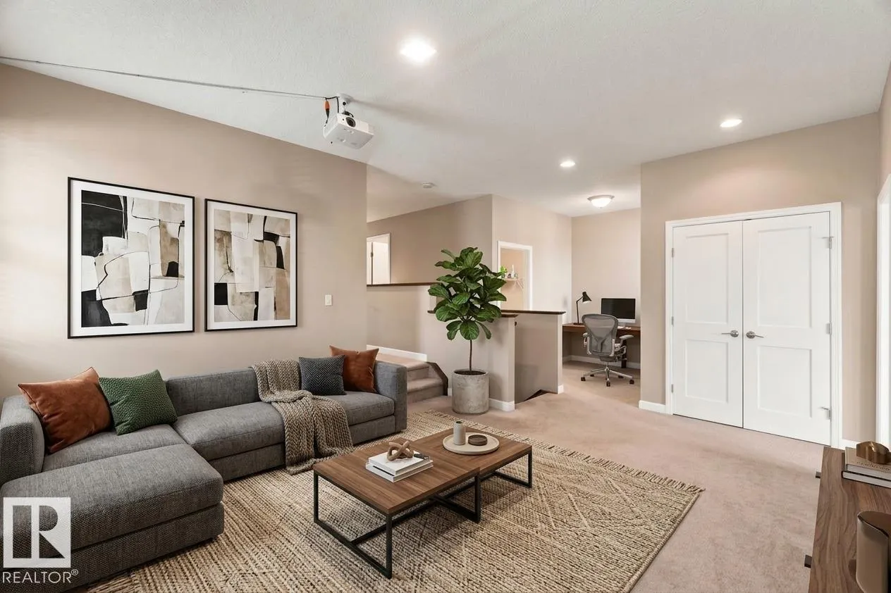 1238 AINSLIE Way