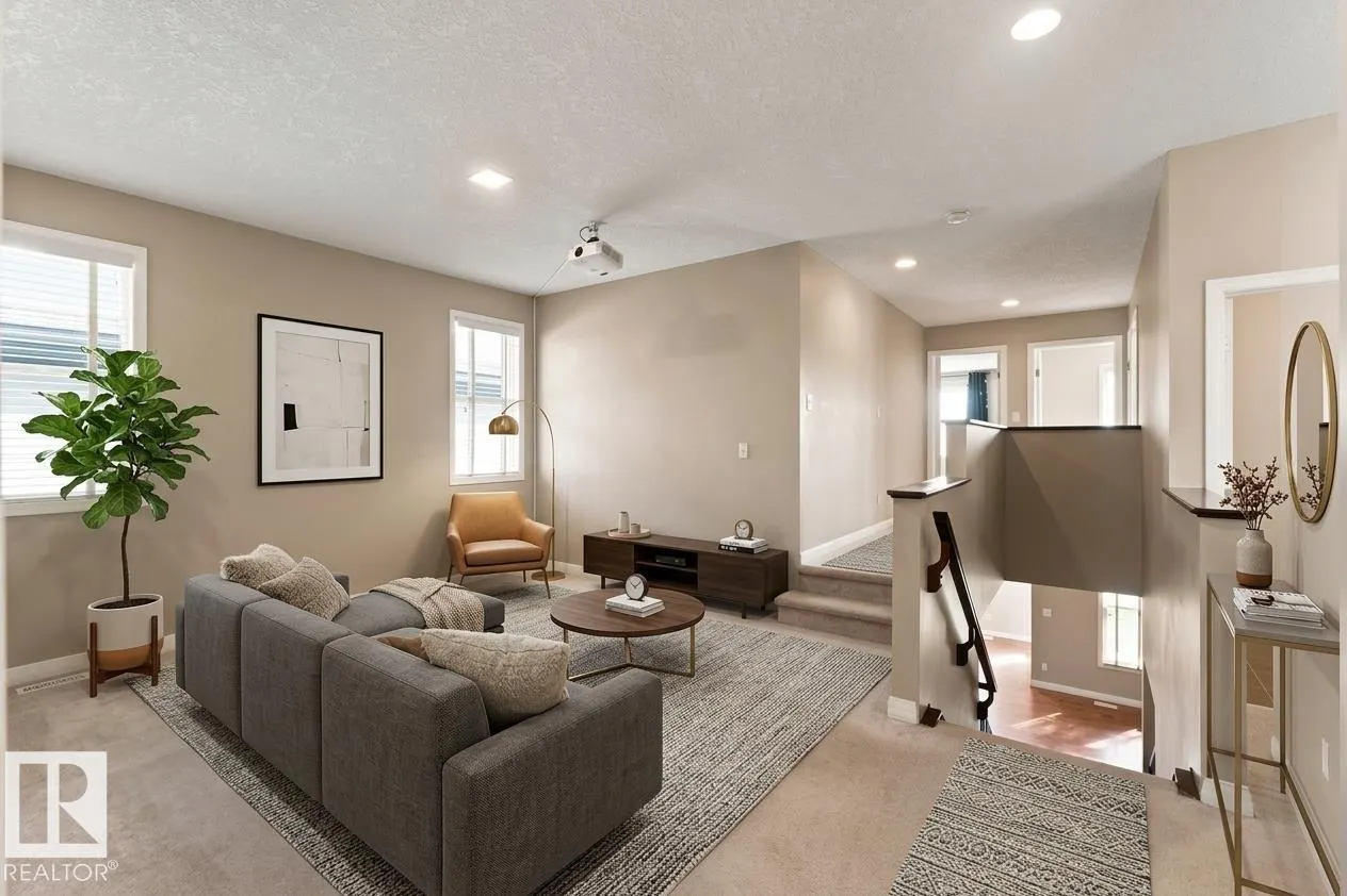 1238 AINSLIE Way