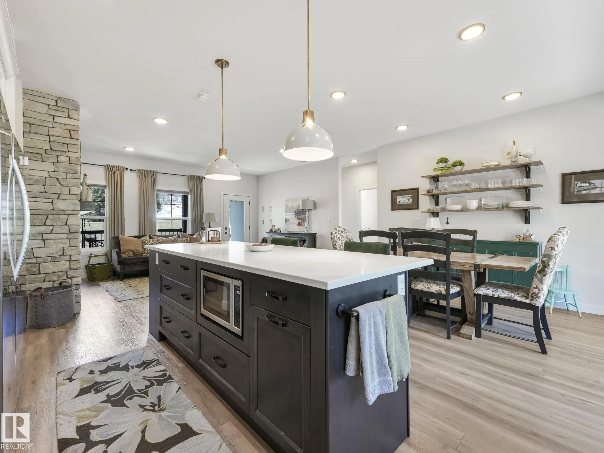 465070 RGE ROAD 20
