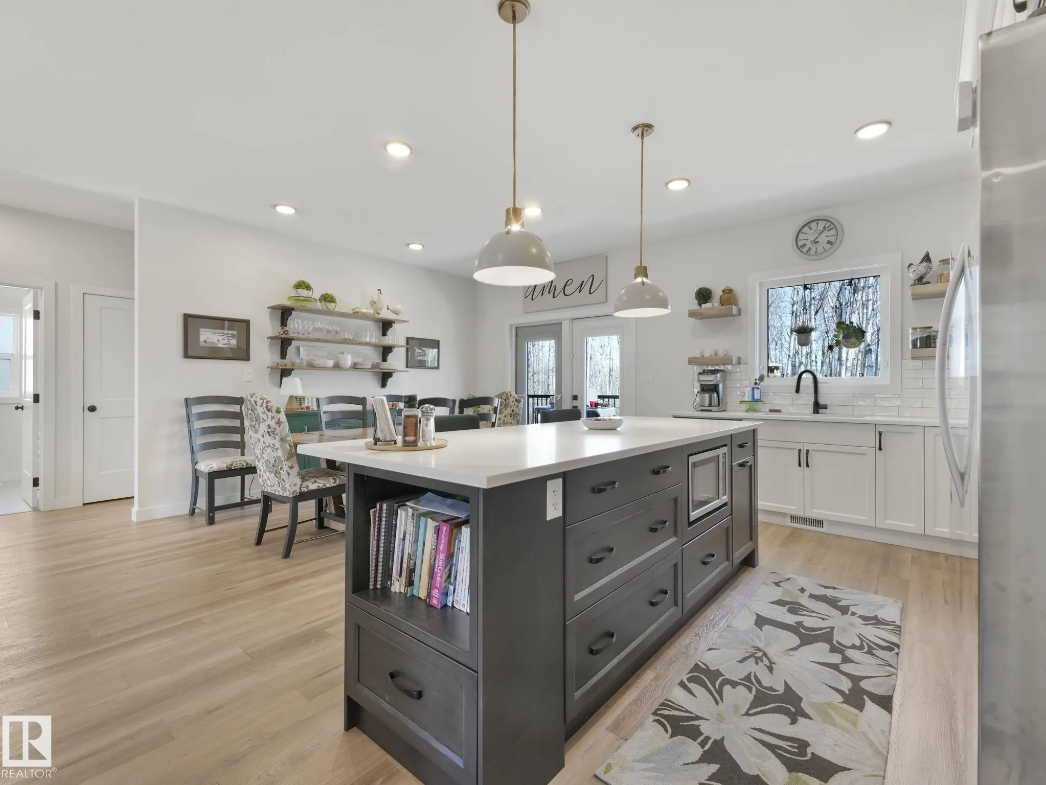 465070 RGE ROAD 20