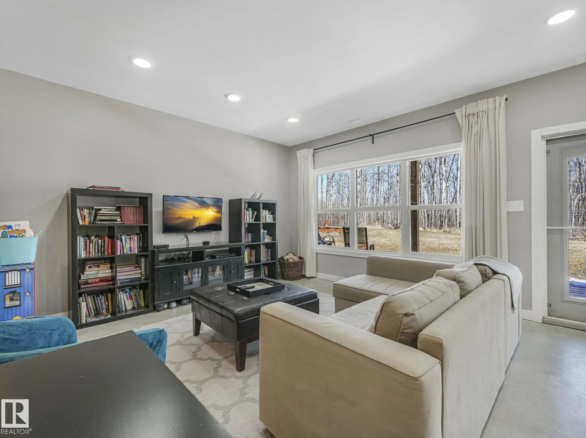 465070 RGE ROAD 20