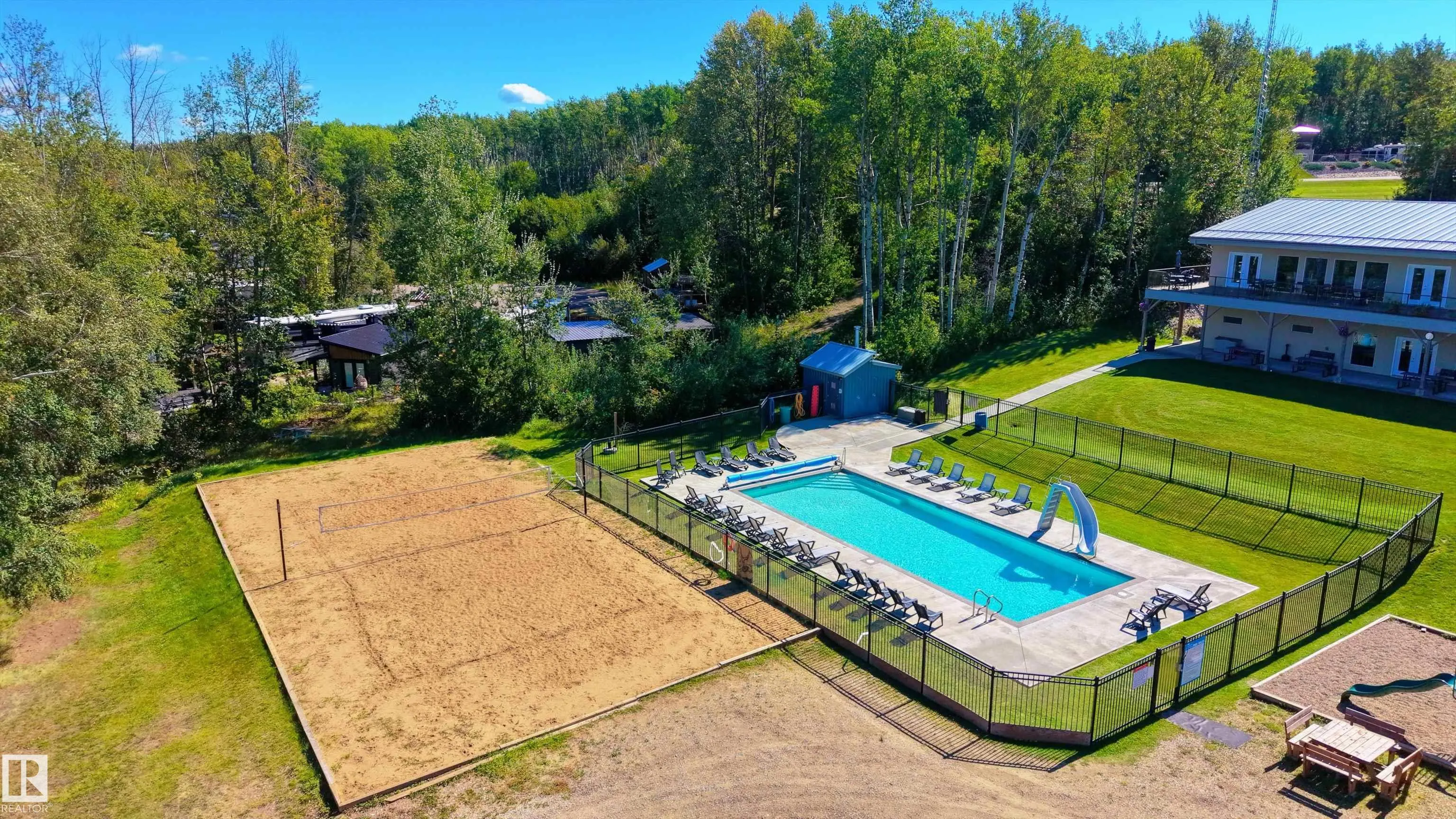 224 53509 RGE ROAD 60